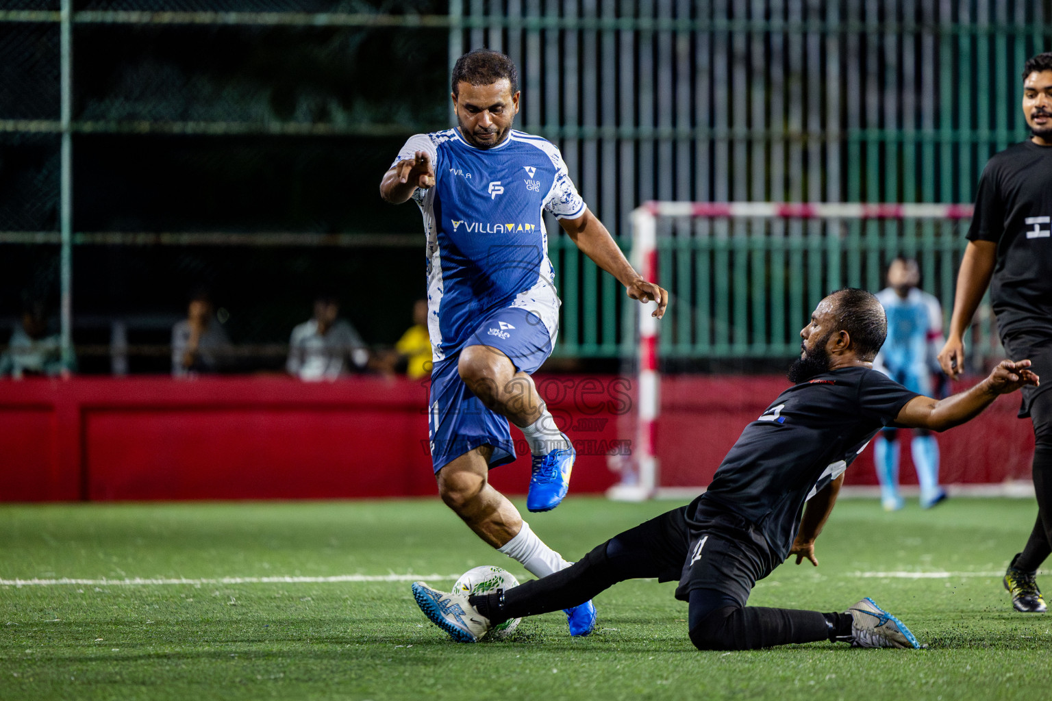 Roseware vs Villa Travels in Day 7 of Office League 2025 was held on Tuesday, 22nd April 2025 in Hulhumale', Maldives. Photos: Nausham Waheed / images.mv