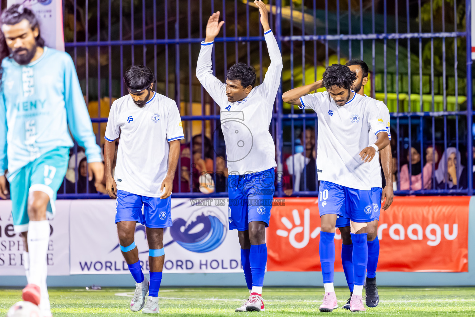 Hithaadhoo vs Kamadhoo in Quater Finals of Better in Baa Futsal Fiesta 2025 Men's division held in B. Eydhafushi, Maldives on Thursday, 13th November 2025. Photos: Nausham Waheed / images.mv