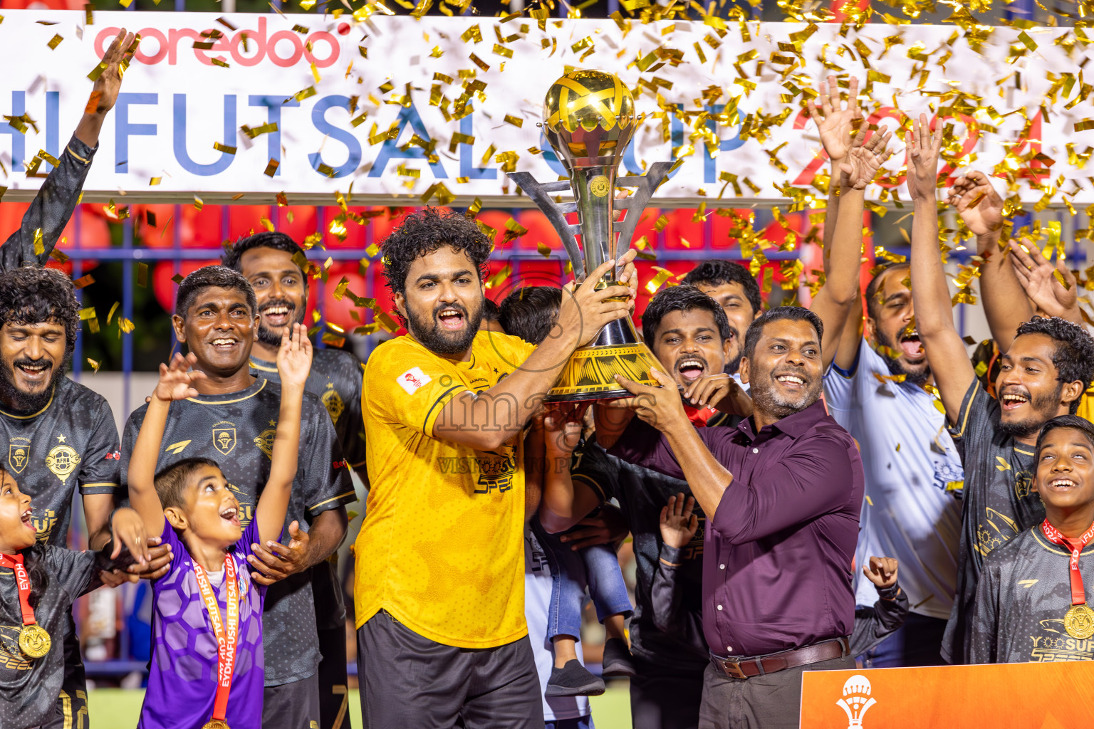 CC Sports Club vs Afro SC in the final of Eydhafushi Futsal Cup 2024 was held on Wednesday , 17th April 2024, in B Eydhafushi, Maldives
Photos: Ismail Thoriq / images.mv