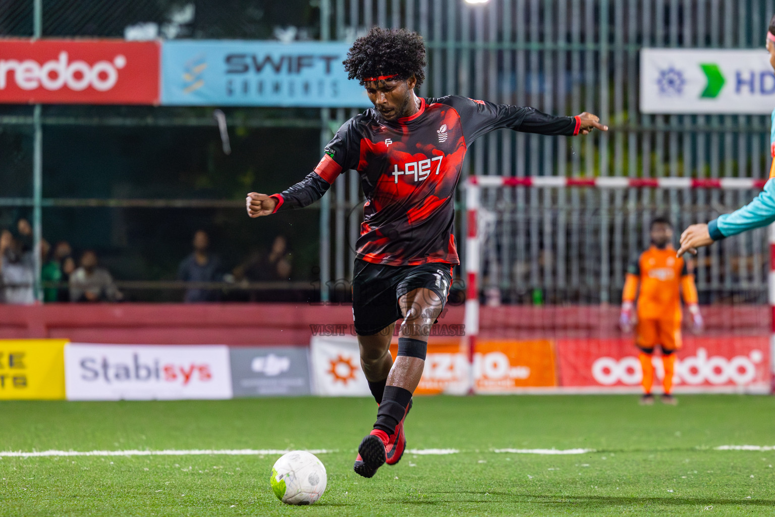 AA Mathiveri vs ADh Maamigili on Day 34 of Golden Futsal Challenge 2024 was held on Monday, 19th February 2024, in Hulhumale', Maldives
Photos: Mohamed Mahfooz Moosa / images.mv