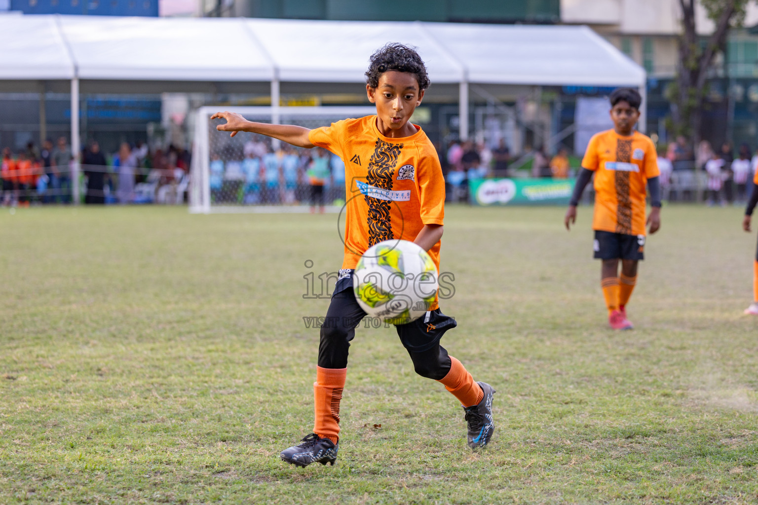 Day 2 of MILO Academy Championship 2025 was held on Friday, 14th February 2025 in Henveiru Stadium. 
Photos: Hassan Simah / Images.mv