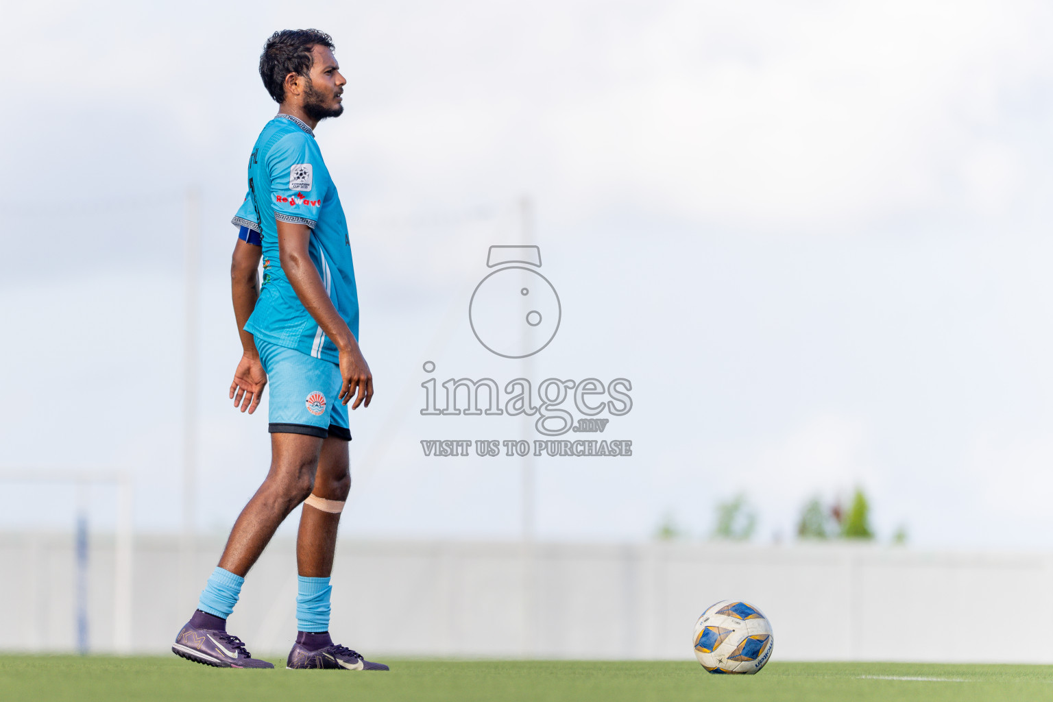 Final Match Irumathi Sports VS Velaa Sports Club in Day 9 of Eydhafushi Cup 2025 held in Eydhafushi Football Stadium at B. Eydhafushi, Maldives on Monday, 15th September 2025. Photos: Arif Rasheed / images.mv