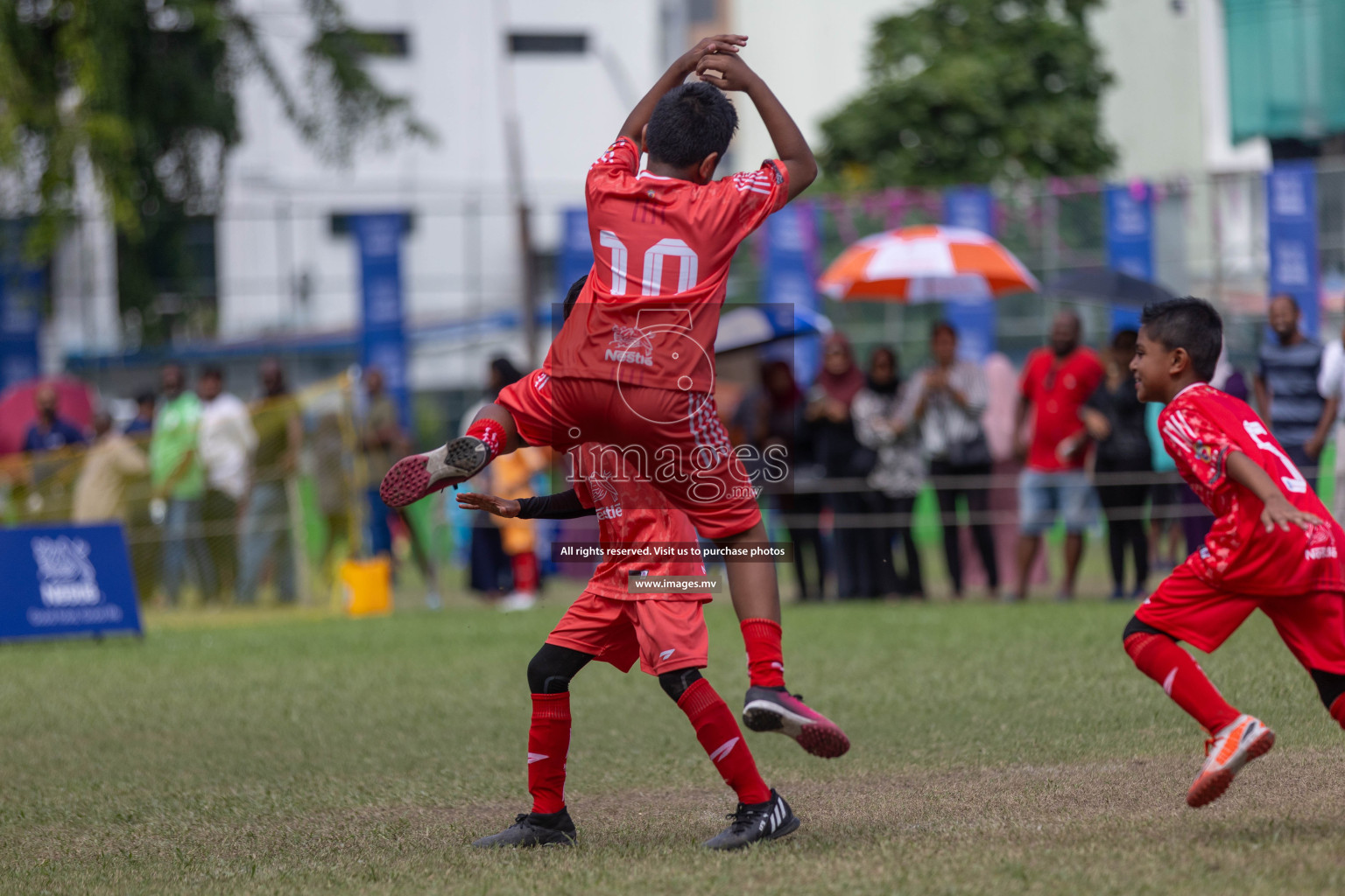 Day 2 of Nestle kids football fiesta, held in Henveyru Football Stadium, Male', Maldives on Thursday, 12th October 2023 Photos: Shuu Abdul Sattar / mages.mv