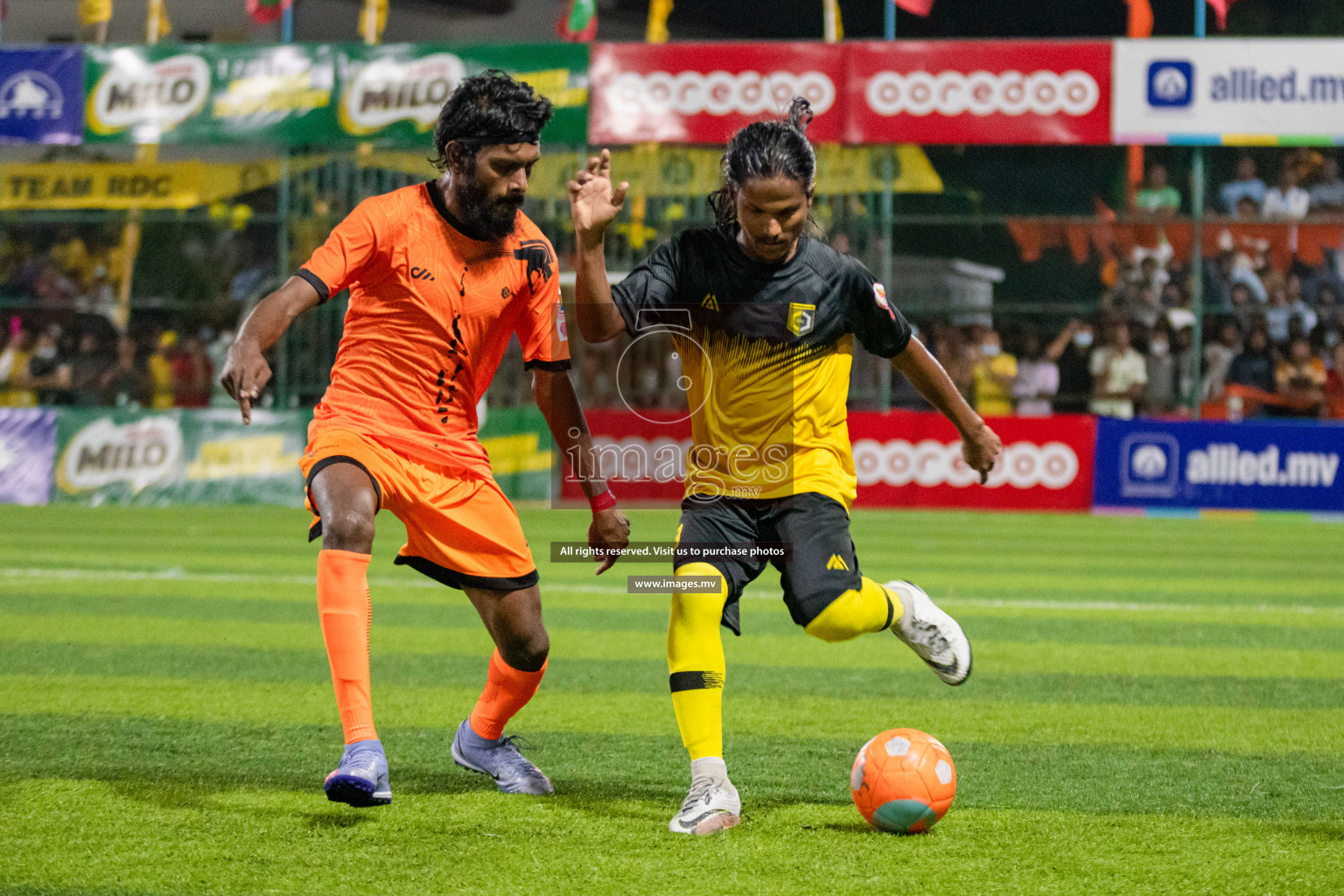 RRC Vs FSM in the Semi Finals of Club Maldives 2021 held in Hulhumale, Maldives on 19 December 2021. Photos: Shuu Abdul Sattar / images.mv