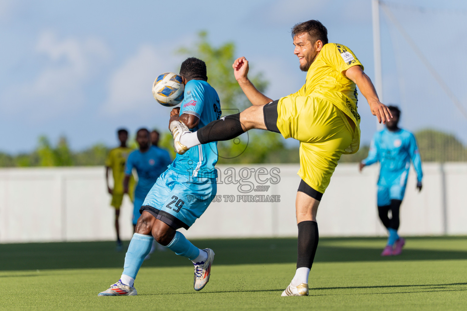 Final Match Irumathi Sports VS Velaa Sports Club in Day 9 of Eydhafushi Cup 2025 held in Eydhafushi Football Stadium at B. Eydhafushi, Maldives on Monday, 15th September 2025. Photos: Arif Rasheed / images.mv