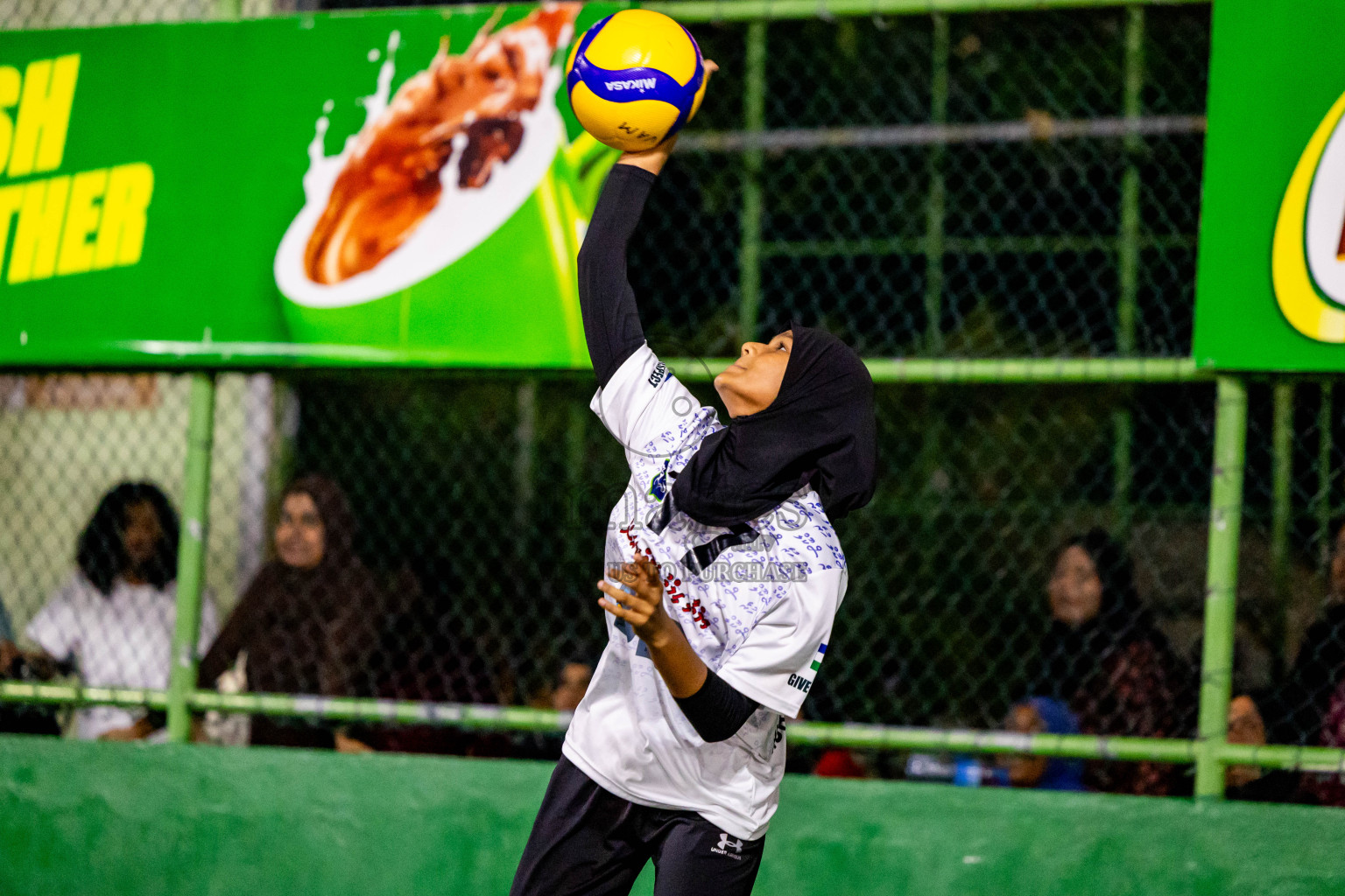 Day 13 of Interschool Volleyball Tournament 2024 was held in Ekuveni Volleyball Court at Male', Maldives on Thursday, 5th December 2024. Photos: Nausham Waheed / images.mv