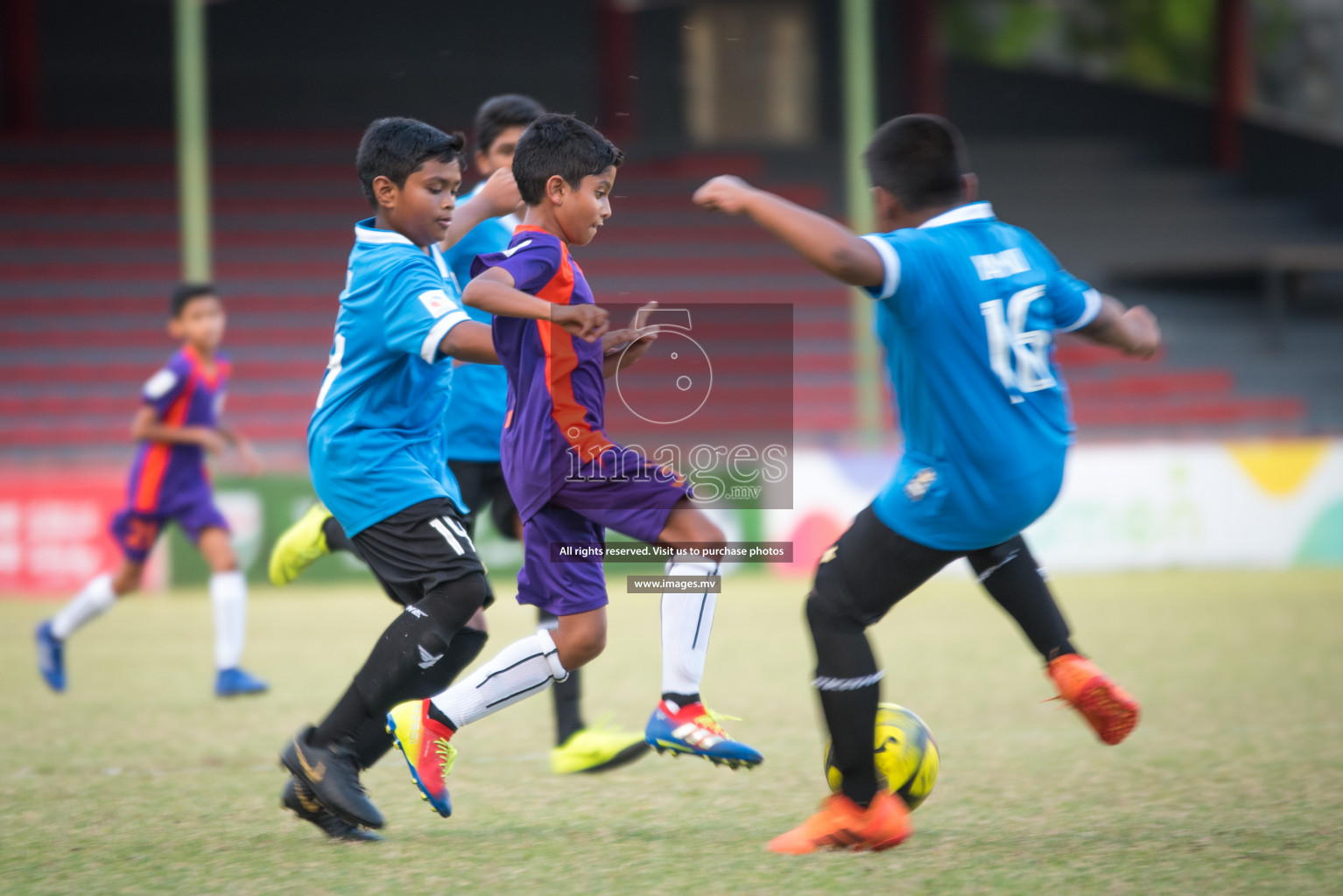 Billabong vs Ghiyaasudheen in MAMEN Inter School Football Tournament 2019 (U13) in Male, Maldives on 1st April 2019 Photos: Ismail Thoriq / images.mv