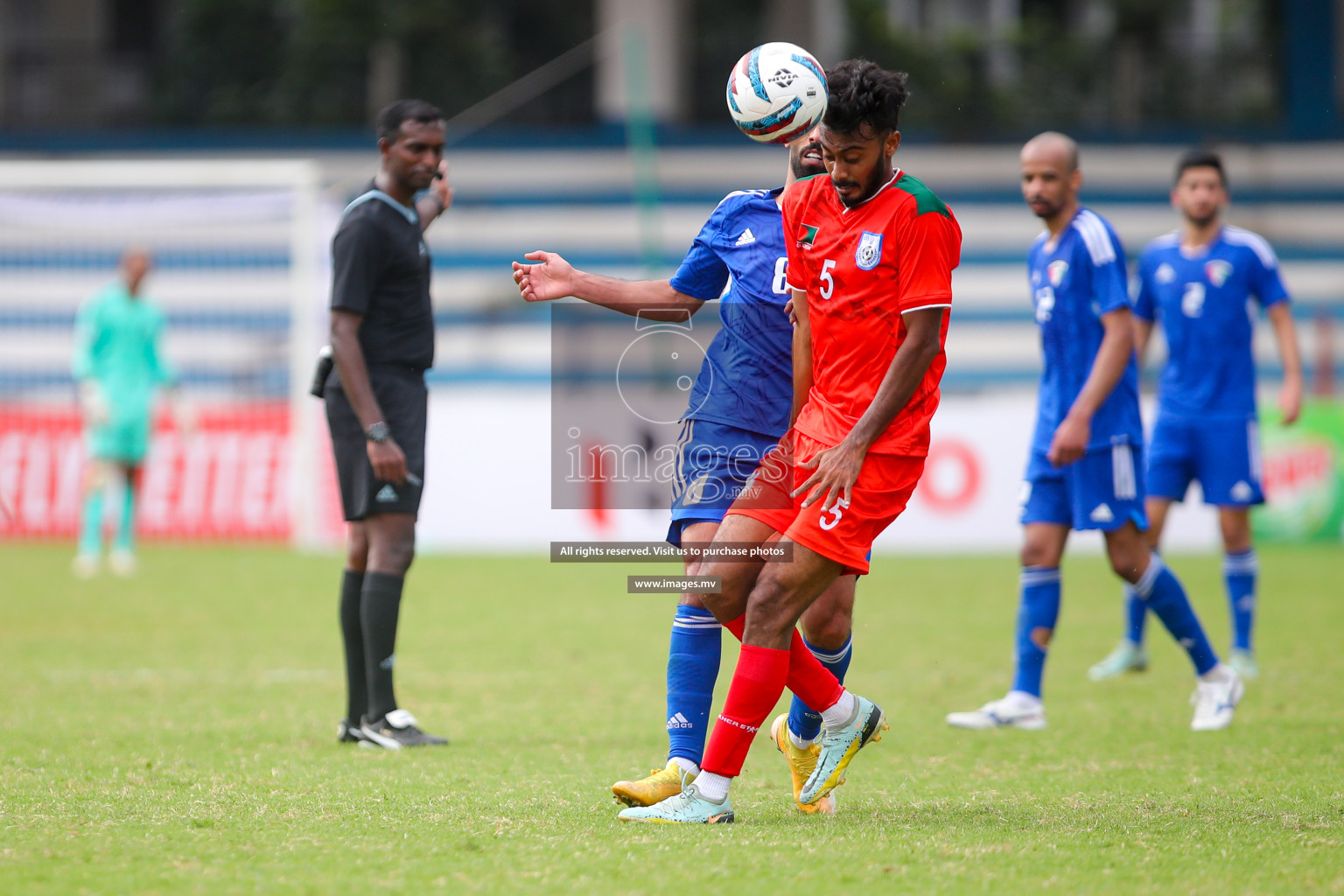 Kuwait vs Bangladesh in the Semi-final of SAFF Championship 2023 held in Sree Kanteerava Stadium, Bengaluru, India, on Saturday, 1st July 2023. Photos: Nausham Waheed, Hassan Simah / images.mv