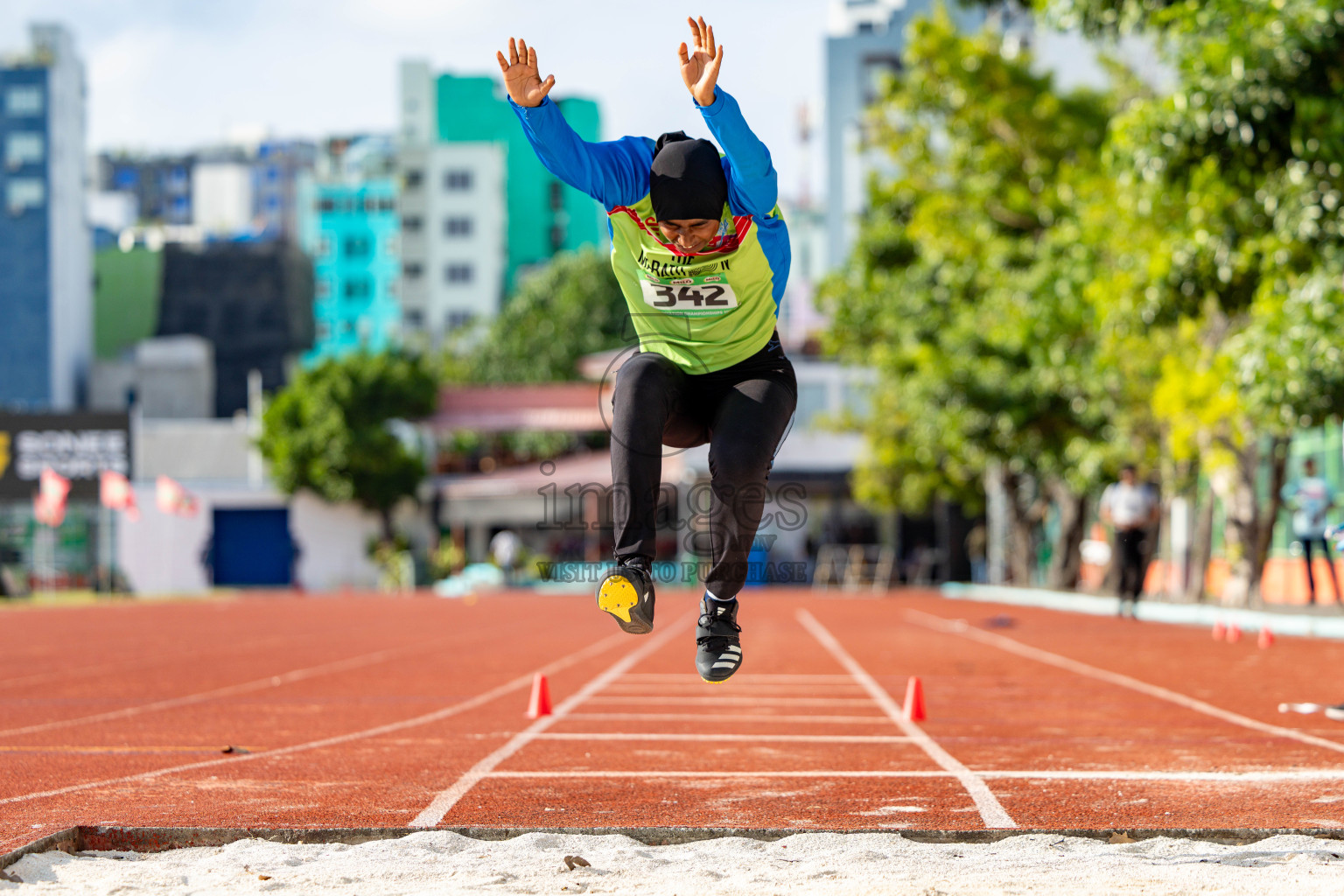 Day 2 of 12th Milo Association Championships was held in Ekuveni Track at Male', Maldives on Friday, 25th April 2025. Photos: Hassan Simah / images.mv