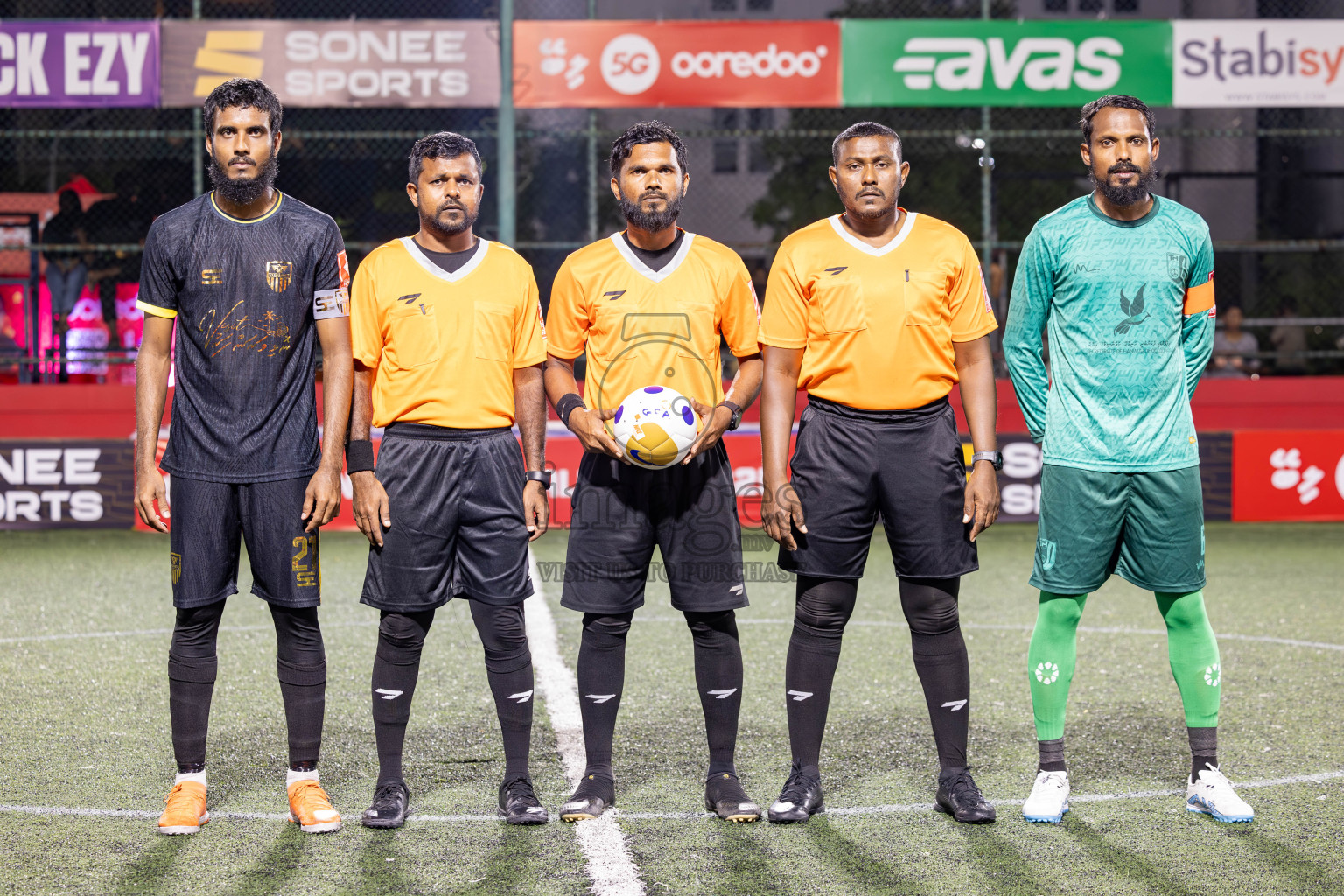 HDh Nolhivaranfaru vs HDh Hanimaadhoo in Day 9 of Golden Futsal Challenge 2025 was held on Monday, 13th January 2025, in Hulhumale', Maldives
Photos: Ismail Thoriq / images.mv