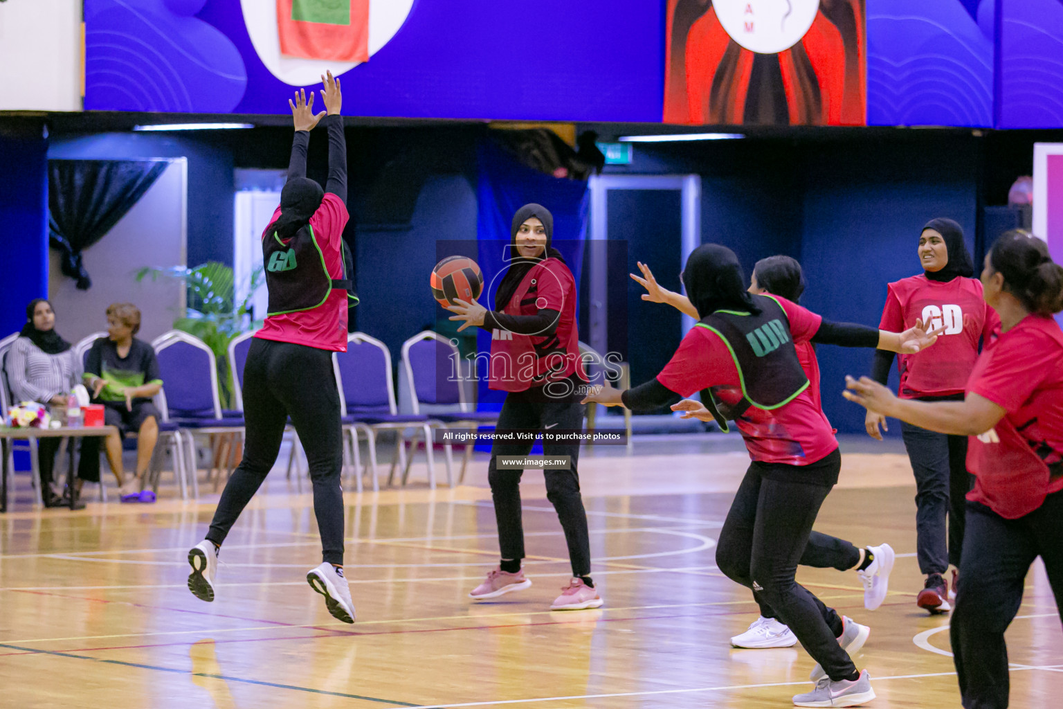 Lorenzo Sports Club vs United Unity Sports Club in the Milo National Netball Tournament 2022 on 17 July 2022, held in Social Center, Male', Maldives. Photographer: Ahmed Dhaadh / Images.mv