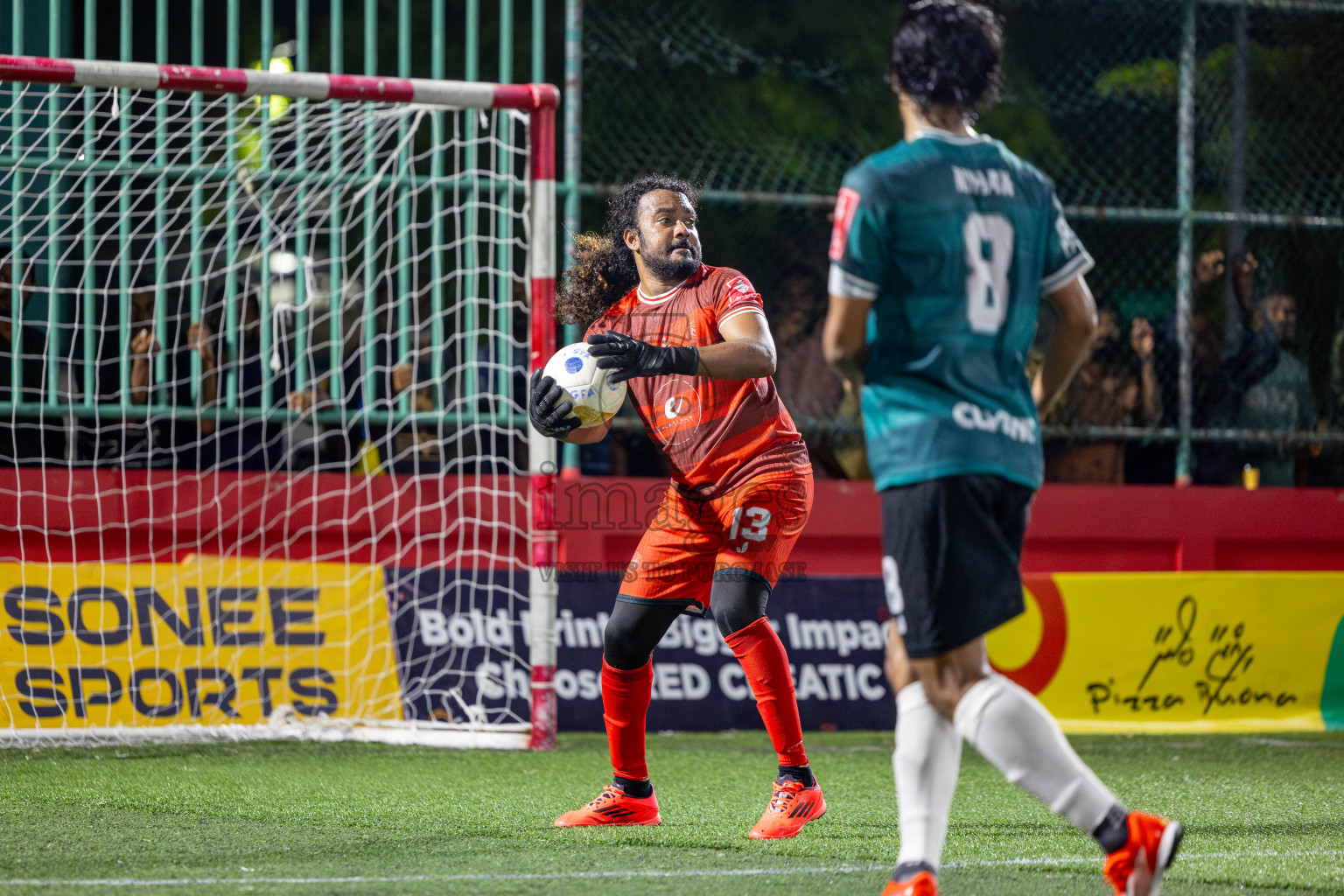 L Isdhoo VS L Maabaidhoo in Atoll Round Semi-Final on Day 22 of Golden Futsal Challenge 2025 was held on Sunday , 26th January 2025, in Hulhumale', Maldives. Photos: Nausham Waheed / images.mv