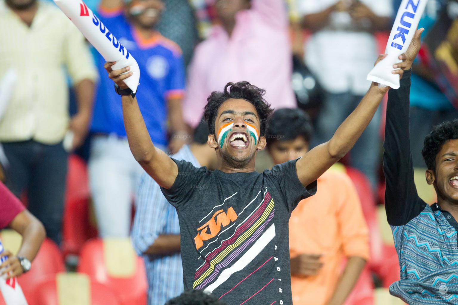 Sri Lanka vs India in SAFF Suzuki Cup in Thiruvananthapuram, India, Friday, December. 25, 2015.  (Images.mv Photo/ Hussain Sinan).