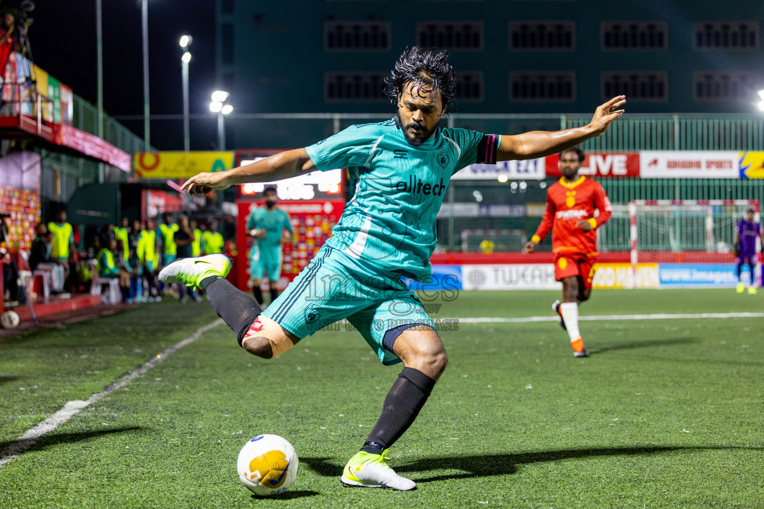 S Feydhoo vs S Meedhoo on Day 20 of Golden Futsal Challenge 2025 was held on Thursday, 23rd January 2025, in Hulhumale', Maldives. Photos: Nausham Waheed / images.mv
