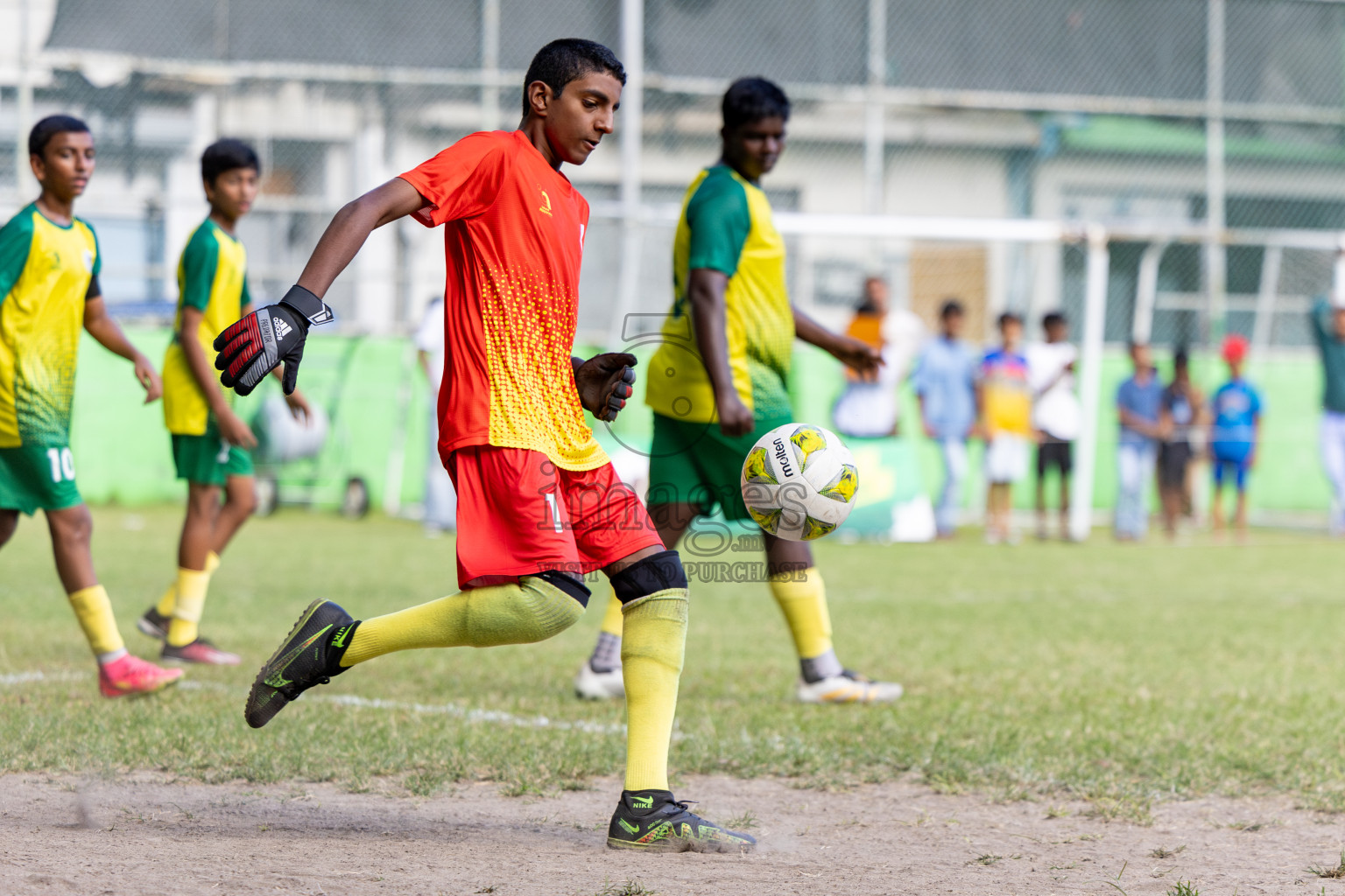 Day 2 of MILO Academy Championship 2024 held in Henveyru Stadium, Male', Maldives on Thursday, 1st November 2024. 
Photos:Hassan Simah / Images.mv