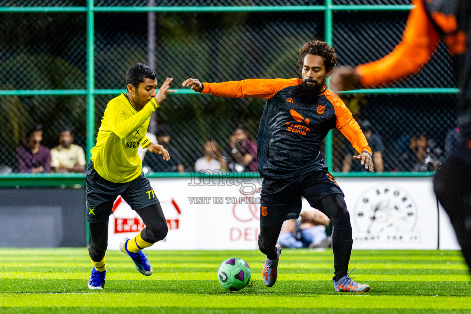 FC Calms vs Xephyrs in Day 1 of Quarter Finals of BG Futsal Challenge 2024 was held on Friday , 29th March 2024, in Male', Maldives Photos: Nausham Waheed / images.mv