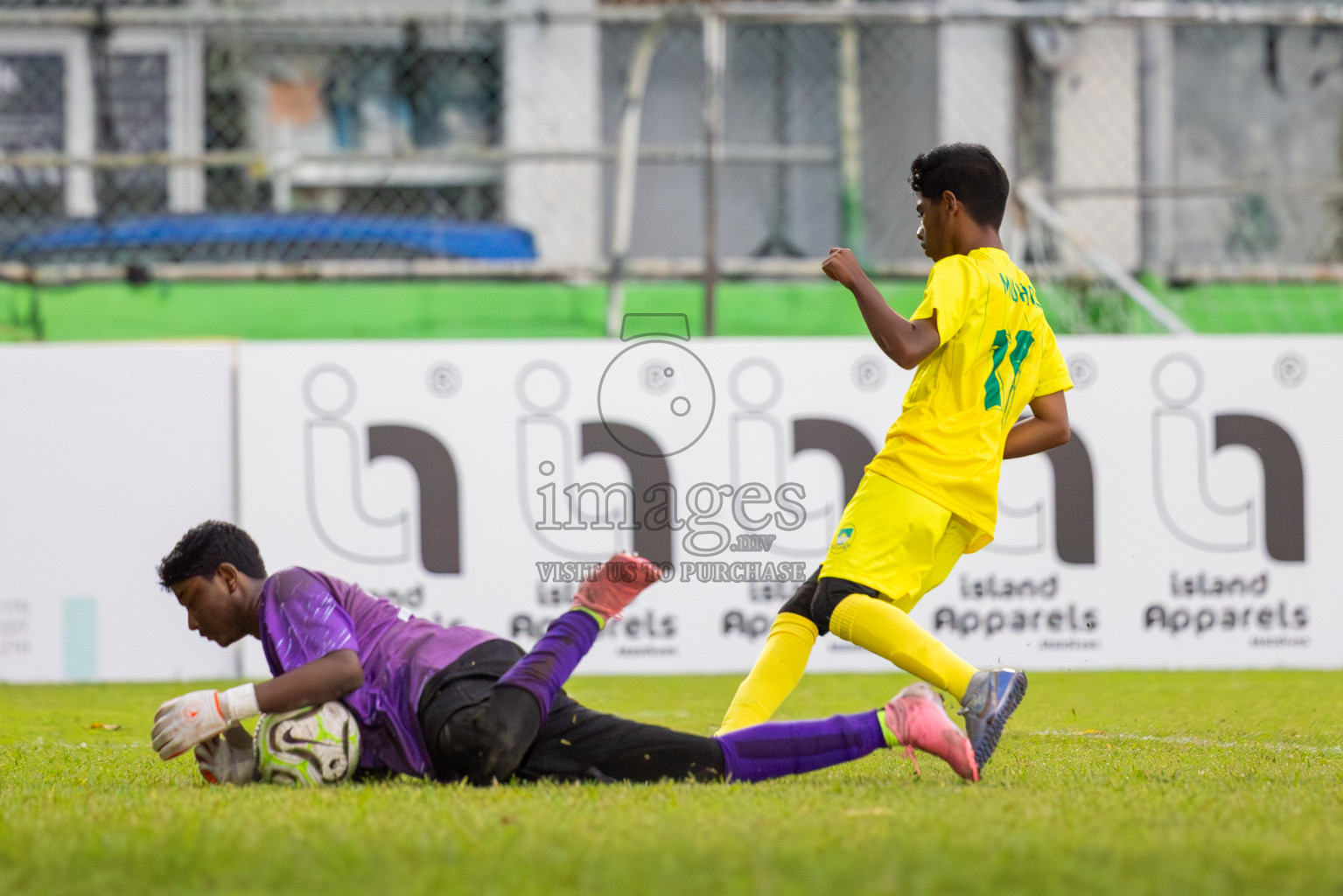 Eagles vs Maziya (U14) in Dhivehi Youth League 2024 - Day 2. Matches held at Henveiru Stadium on 22nd November 2024 , Friday. Photos: Shuu Abdul Sattar/ Images.mv