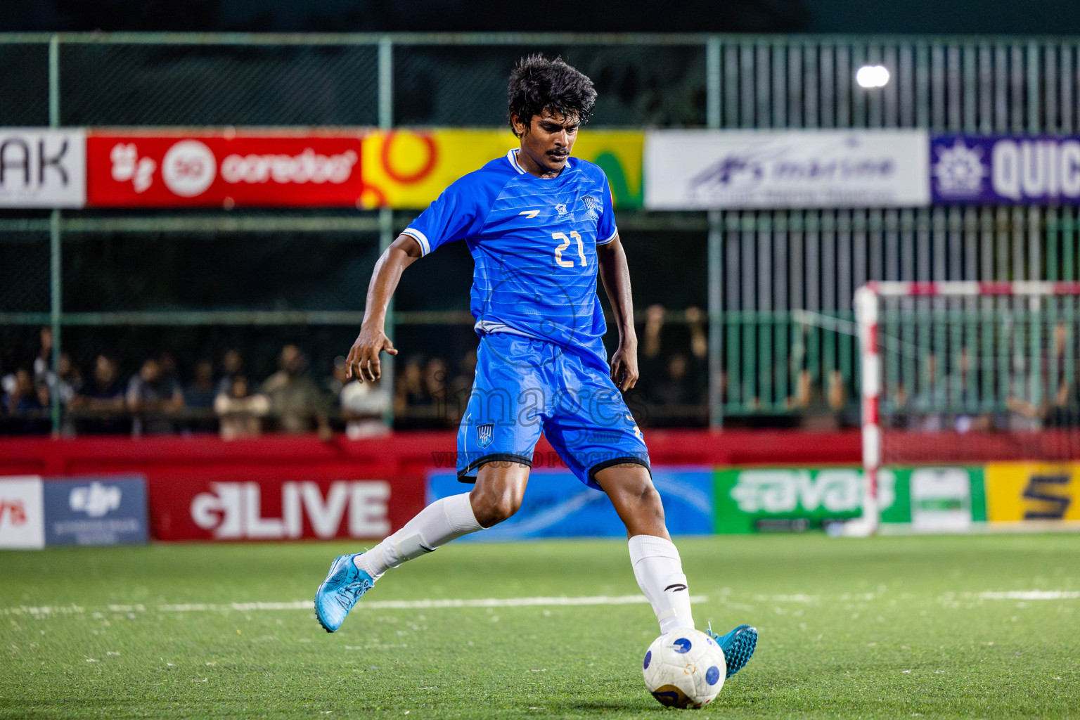 Lh Naifaru vs Lh Kurendhoo in Lhaviyani Atoll Finals Day 26 of Golden Futsal Challenge 2025 was held on Thursday , 30th January 2025, in Hulhumale', Maldives. Photos: Nausham Waheed / images.mv