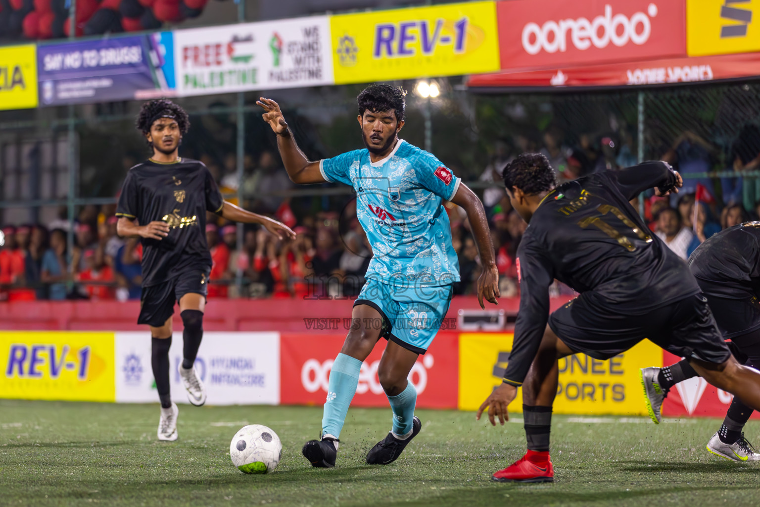 HA Utheemu HA Dhidhdhoo in Day 23 of Golden Futsal Challenge 2024 was held on Tuesday , 6th February 2024 in Hulhumale', Maldives
Photos: Ismail Thoriq / images.mv