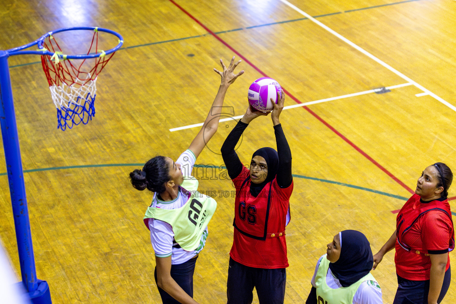 Club Matrix vs Club Green Streets in Division 1 of National Netball Tournament 2025 held in Ekuveni Netball Court at Male', Maldives on Saturday, 24th May 2025. Photos: Hassan Simah / images.mv
