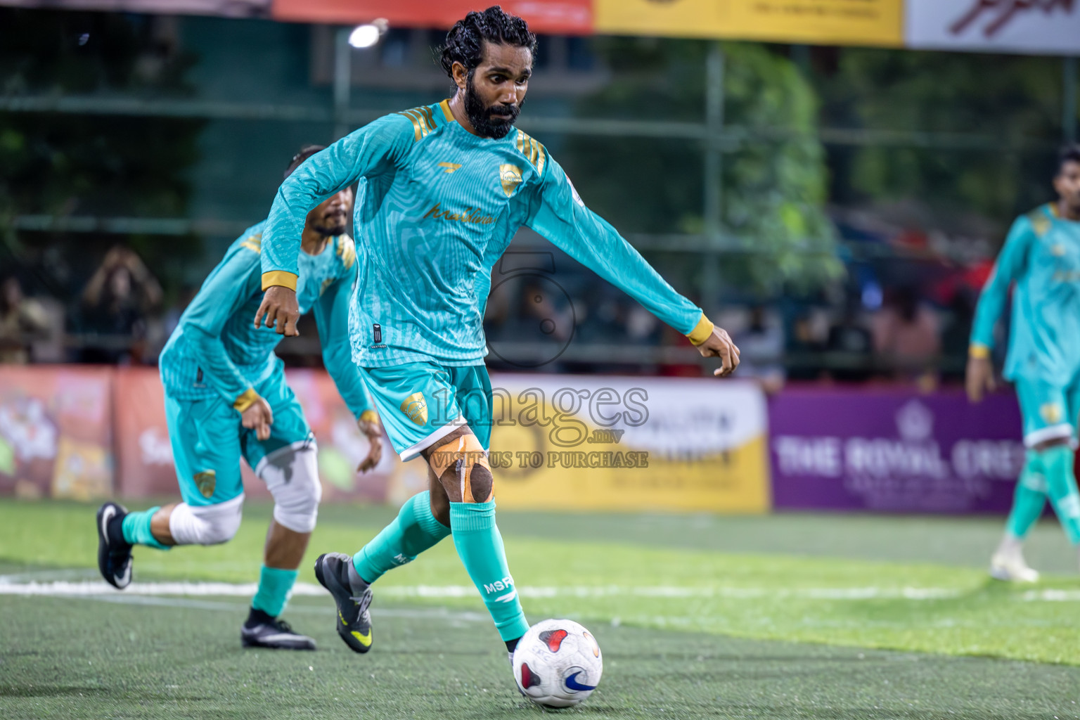 Maldivian vs Ooredoo in Club Maldives Cup 2024 held in Rehendi Futsal Ground, Hulhumale', Maldives on Thursday, 3rd October 2024.
Photos: Ismail Thoriq / images.mv