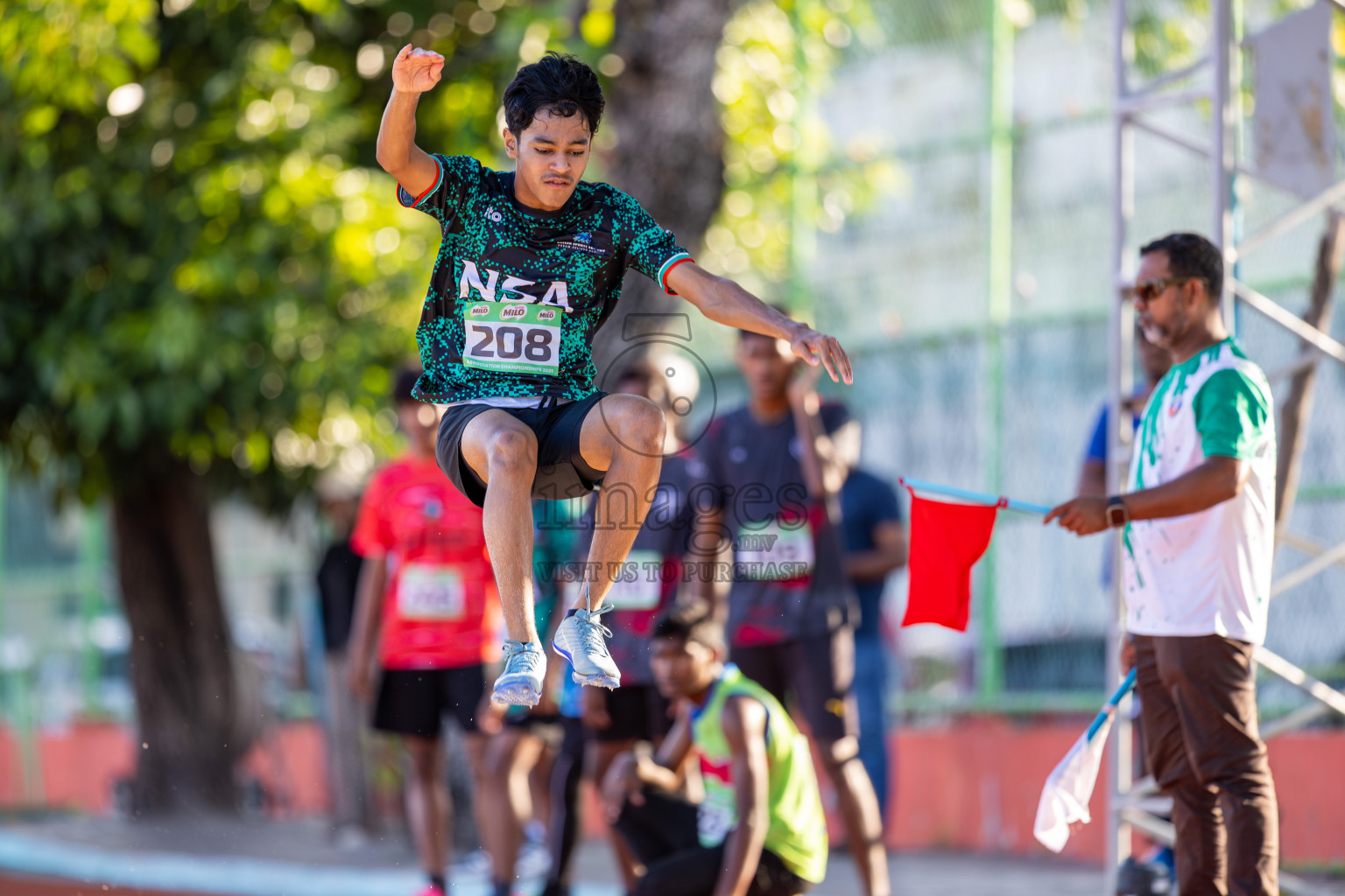 Day 1 of 12th Milo Association Championships was held in Ekuveni Track at Male', Maldives on Thursday, 24th April 2025.
Photos: Ismail Thoriq / images.mv
