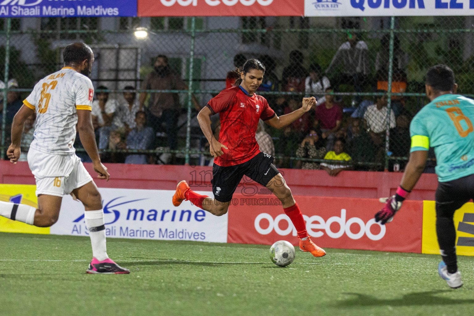 ADh Dhangethi VS ADh Kunburudhoo in Day 12 of Golden Futsal Challenge 2024 was held on Friday, 26th January 2024, in Hulhumale', Maldives Photos: Nausham Waheed / images.mv