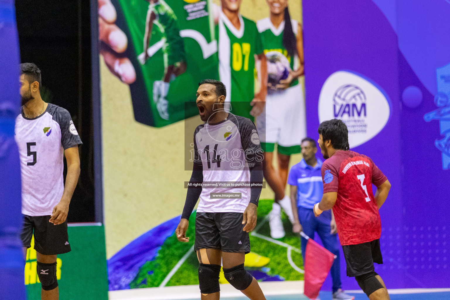 Volleyball Association Cup 2022- Men's Division-Match Day 5 held in Male', Maldives on Wednesday, 15th June 2022 at Social Center Indoor Hall Photos By: Ismail Thoriq /images.mv
