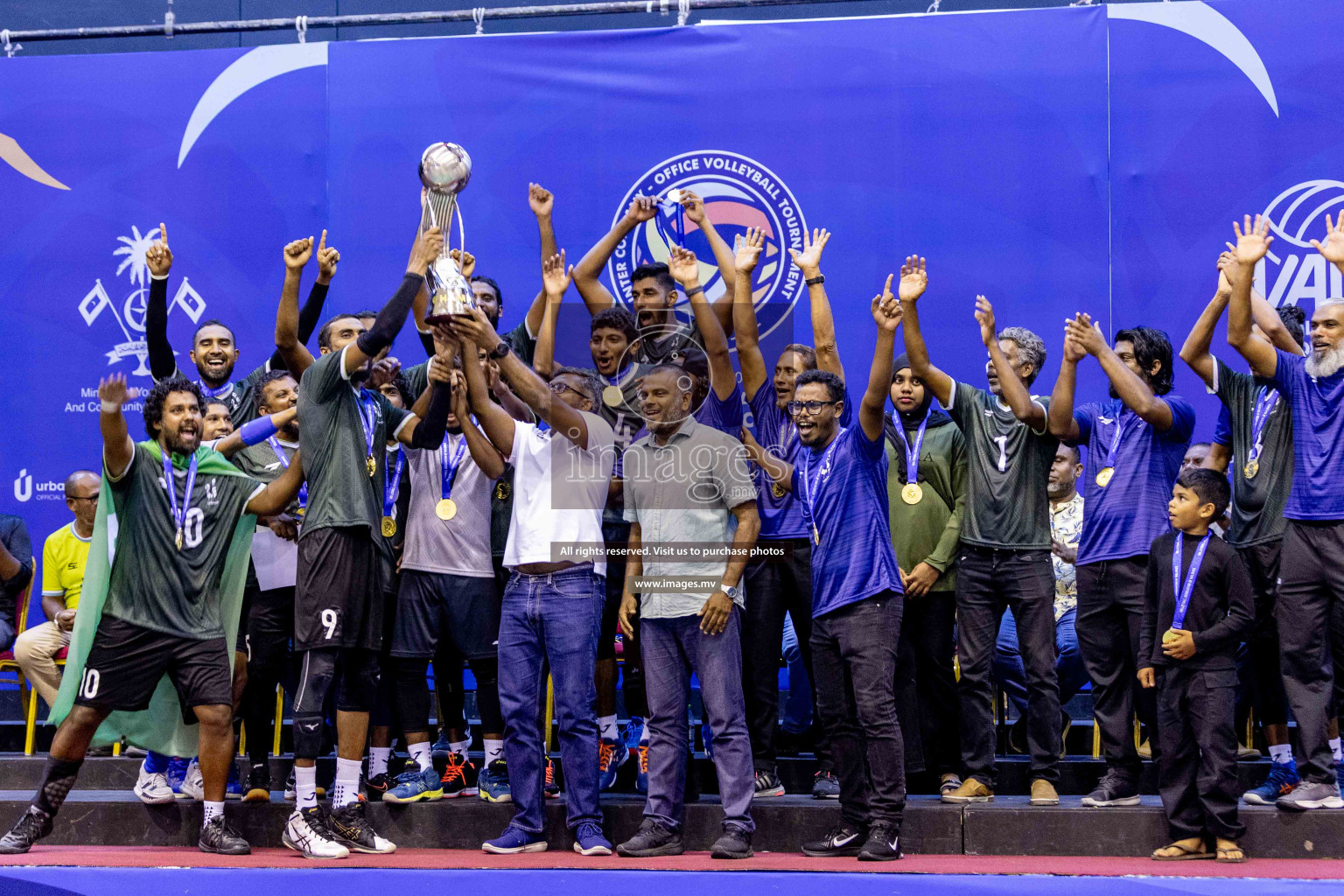 Final of Inter Company-Office Volleyball Tournament 2023 was held in Social Center, Male', Maldives on Saturday, 20th May 2023.  Photos: Ismail Thoriq / images.mv