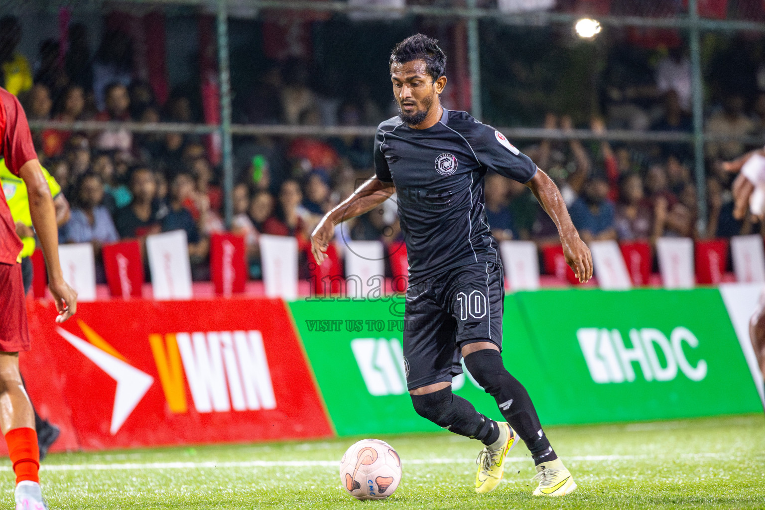 Maldivian vs STELCO in the Quarter Finals of Club Maldives Cup 2025 was held in Rehendhi Futsal Ground, Hulhumale', Maldives on Friday, 17th October 2025. Photos: Ismail Thoriq / images.mv