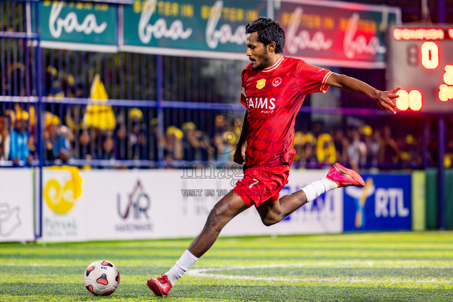 Eydhafushi vs Thulhaadhoo in Semi Finals of Better in Baa Futsal Fiesta 2025 Men's division held in B. Eydhafushi, Maldives on Saturday, 15th November 2025. Photos: Nausham Waheed / images.mv