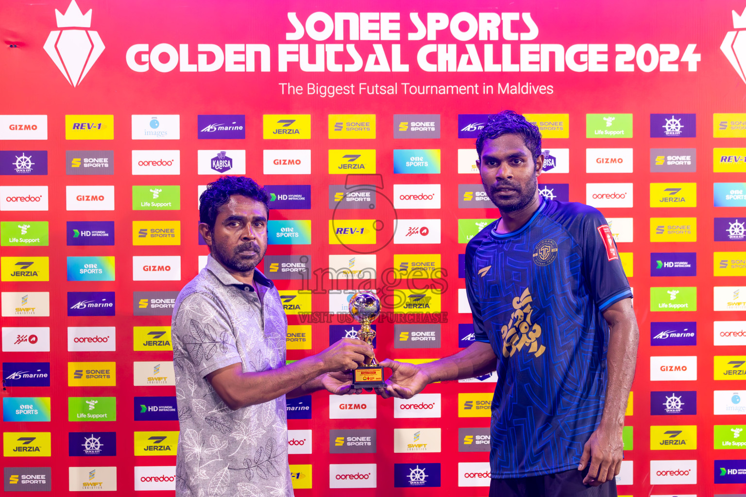 M Dhiggaru vs M Kolhufushi in Day 22 of Golden Futsal Challenge 2024 was held on Monday , 5th February 2024 in Hulhumale', Maldives
Photos: Ismail Thoriq / images.mv