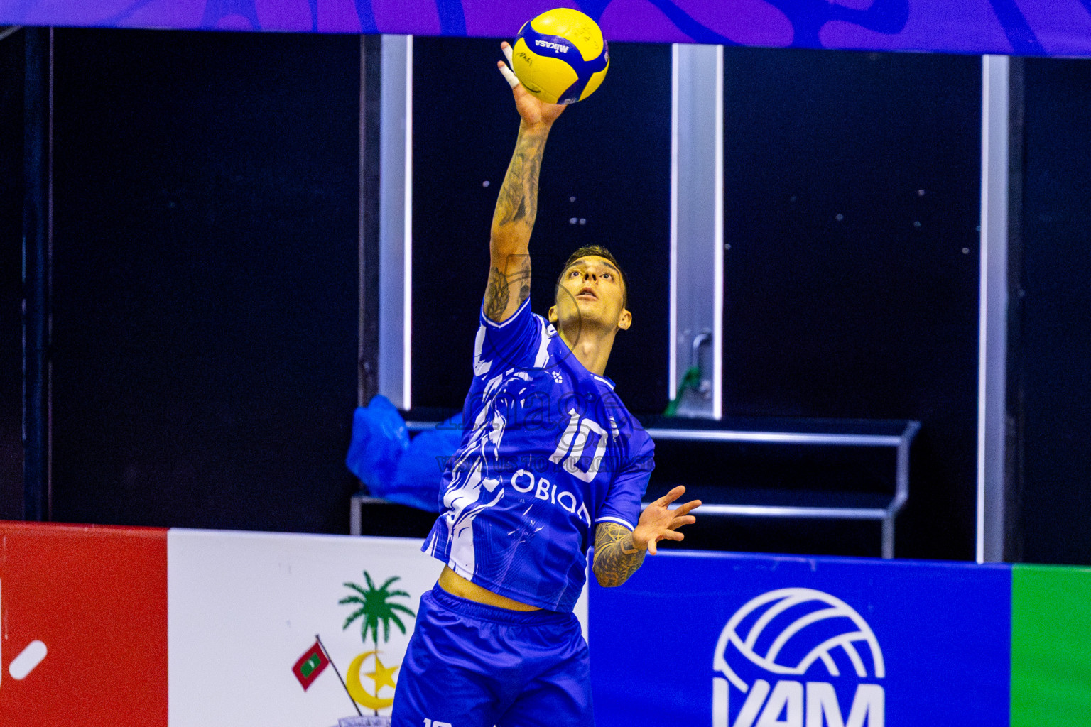 Club HDC vs Dhadimagu Sports & Recreation Club in Semi Finals of MILO VAM Cup 2025 held in Male', Maldives on Tuesday, 1st July 2025 at Social Center Indoor Hall Photos By: Nausham Waheed / images.mv