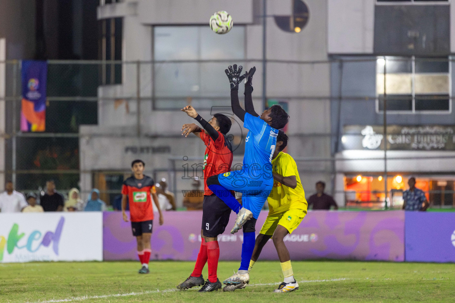 TC vs Maziya  in Day 11 of Dhivehi Youth League 2024 held at Henveiru Stadium on Tuesday, 17th December 2024. Photos: Shuu Abdul Sattar