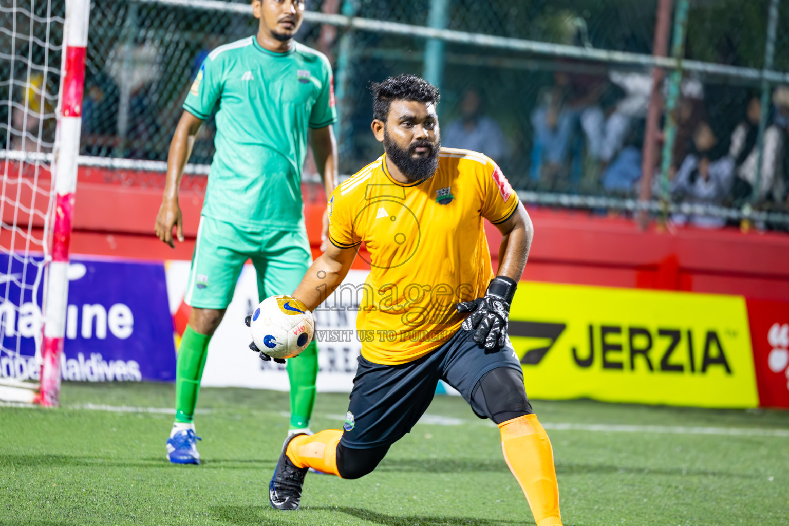 GA Dhaandhoo vs GA Gemanafushi in Day 14 of Golden Futsal Challenge 2025 was held on Saturday, 18th January 2025, in Hulhumale', Maldives. Photos: Ismail Thoriq / images.mv