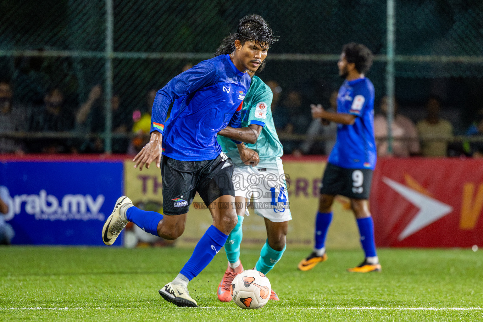 Team FENAKA vs MSRC (Maldivian) in Day 8 of Club Maldives Cup 2025 was held in Rehendhi Futsal Ground, Hulhumale', Maldives on Wednesday, 8th October 2025.
Photos: Ismail Thoriq / images.mv