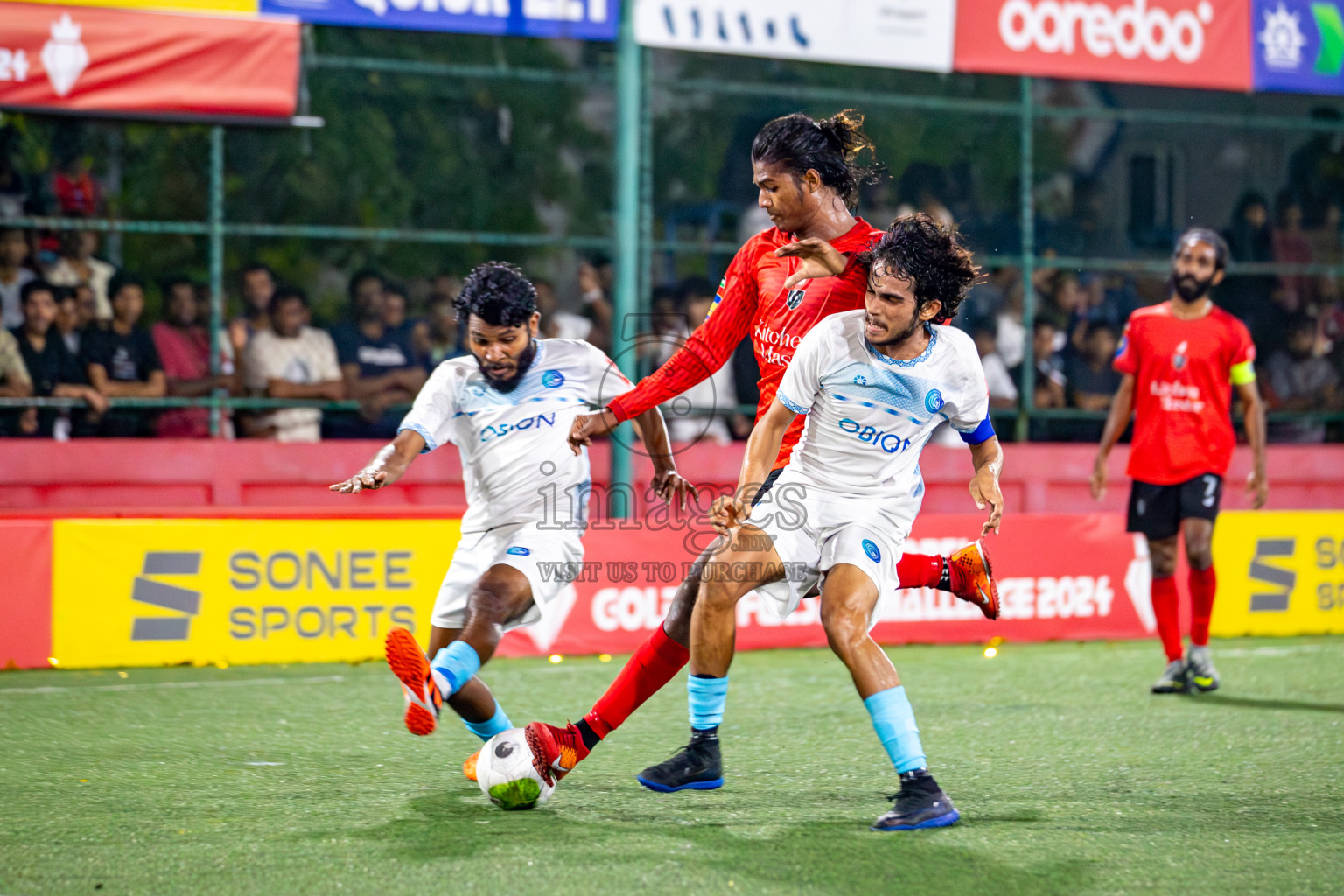 Sh. Feydhoo VS Sh. Kanditheemu on Day 30 of Golden Futsal Challenge 2024, held on Tuesday , 14th February 2024 in Hulhumale', Maldives 
Photos: Hassan Simah / images.mv