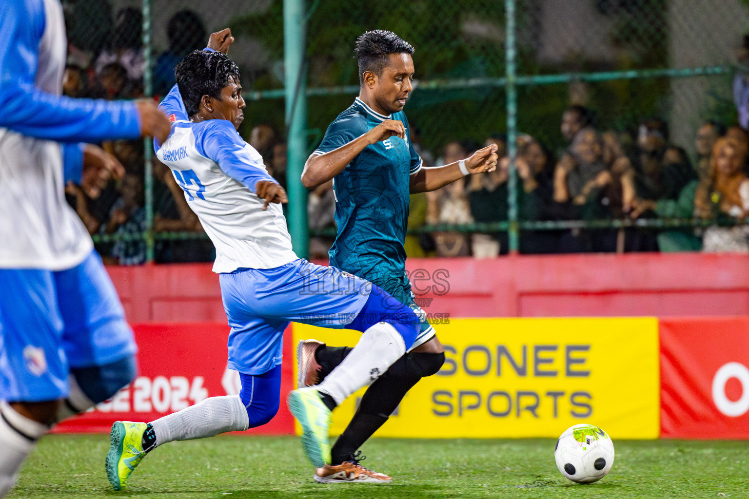 N Kendhikulhudhoo vs R Dhuvaafaru on Day 39 of Golden Futsal Challenge 2024 was held on Friday, 23rd February 2024, in Hulhumale', Maldives 
Photos: Mohamed Mahfooz Moosa/ images.mv