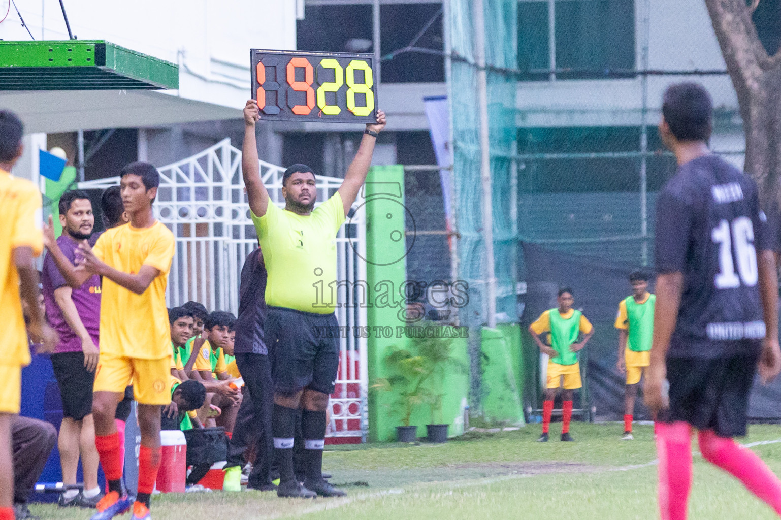 United Victory vs Victory Sports Club  (U14) in Day 5 of Dhivehi Youth League 2024 held at Henveiru Stadium on Friday 29th November 2024. Photos: Shuu Abdul Sattar/ Images.mv