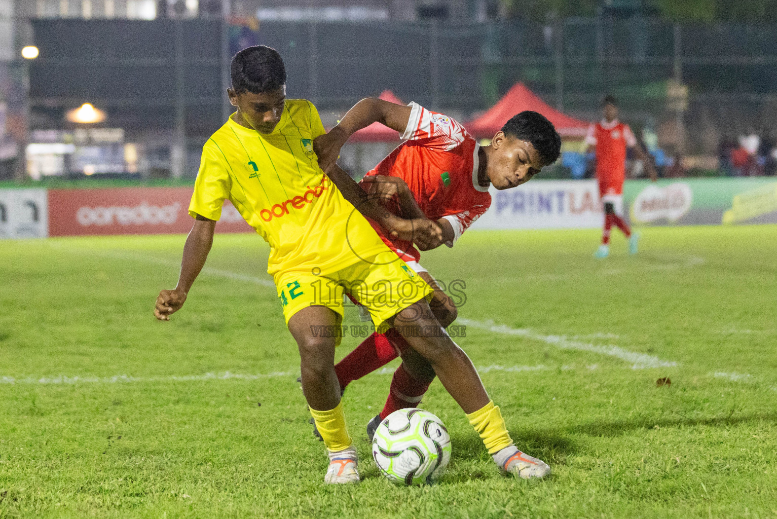 Maziya vs Hurriya (U14) in Day 4 of Dhivehi Youth League 2024 held at Henveiru Stadium on Thursday, 28th November 2024. Photos: Shuu Abdul Sattar/ Images.mv