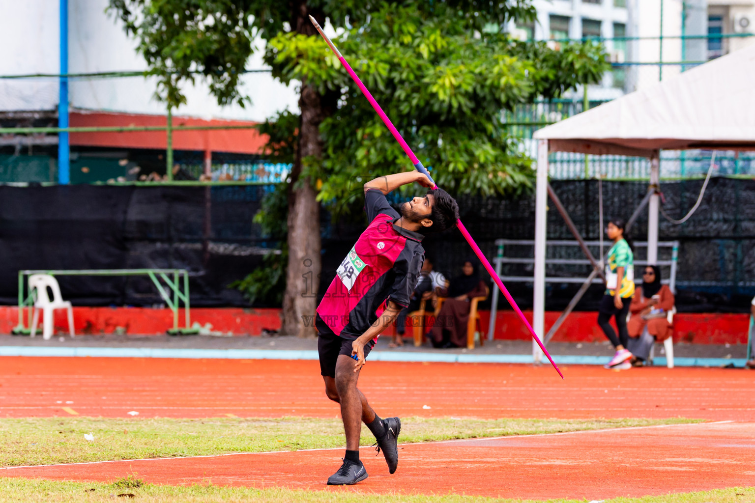 Day 6 of Inter-school Athletics Championship 2025 held in Ekuveni Synthetic Track, Male', Maldives on Sunday, 12th October 2025. Photos by: Nausham Waheed / Images.mv