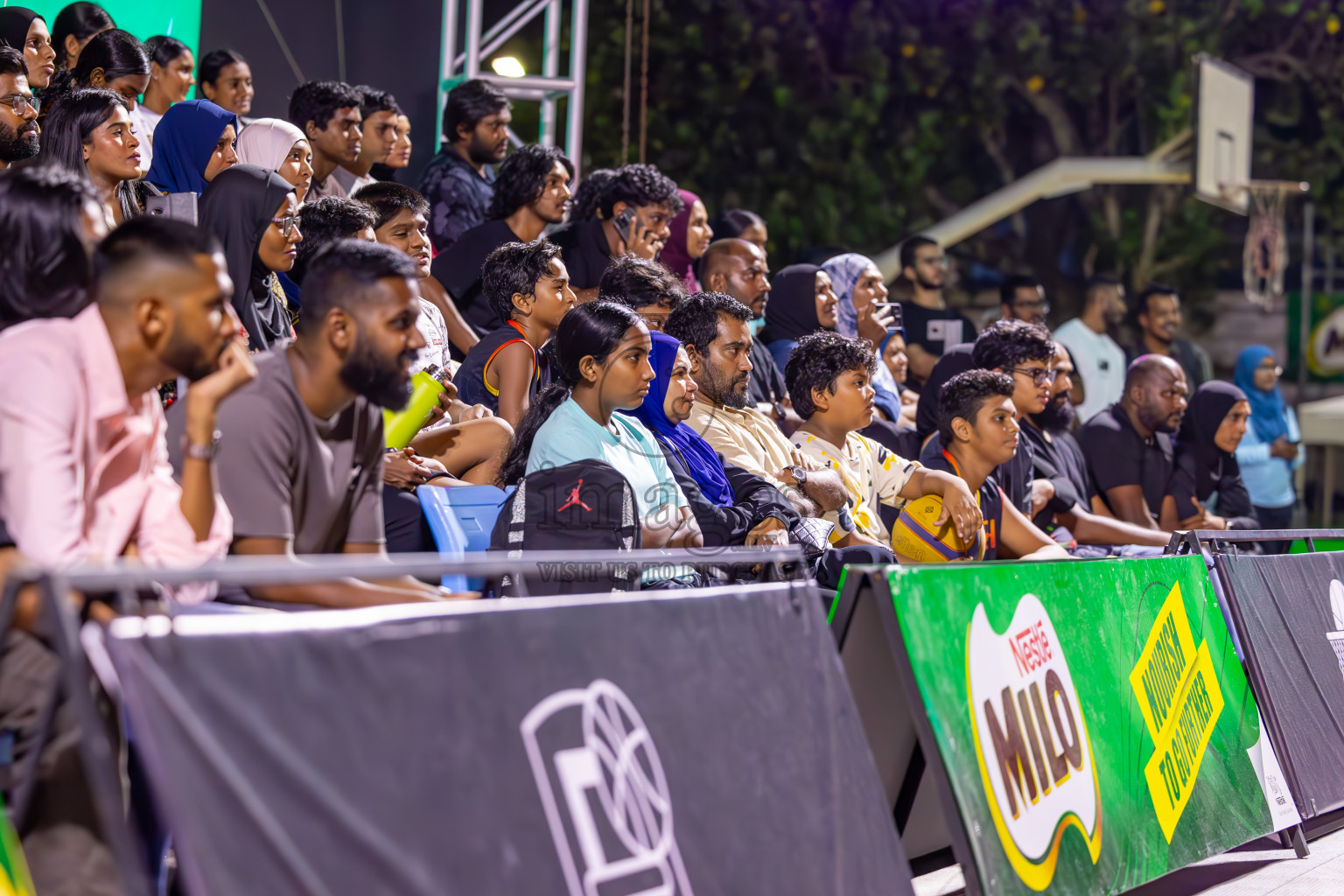 Final Day of MILO Ramadan 3x3 Challenge 2024 was held in Ekuveni Outdoor Basketball Court at Male', Maldives on Tuesday, 19th March 2024.
Photos: Ismail Thoriq / images.mv