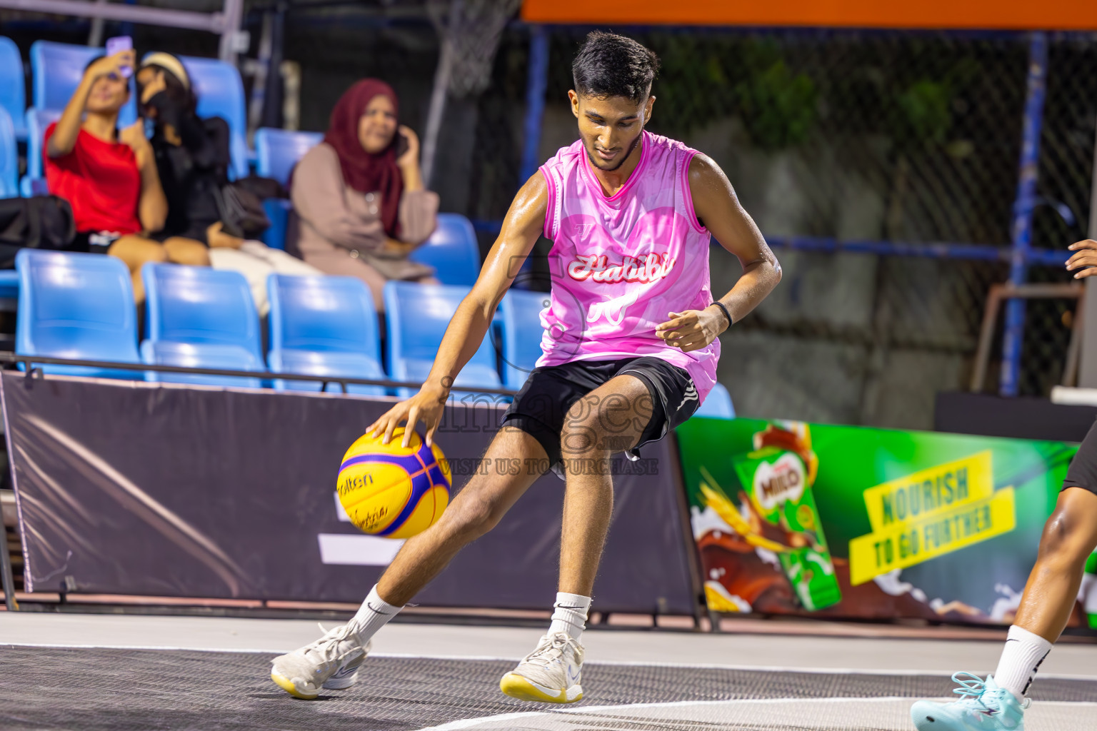 Day 2 of MILO Ramadan 3x3 Challenge 2024 was held in Ekuveni Outdoor Basketball Court at Male', Maldives on Wednesday, 13th March 2024.
Photos: Ismail Thoriq / images.mv