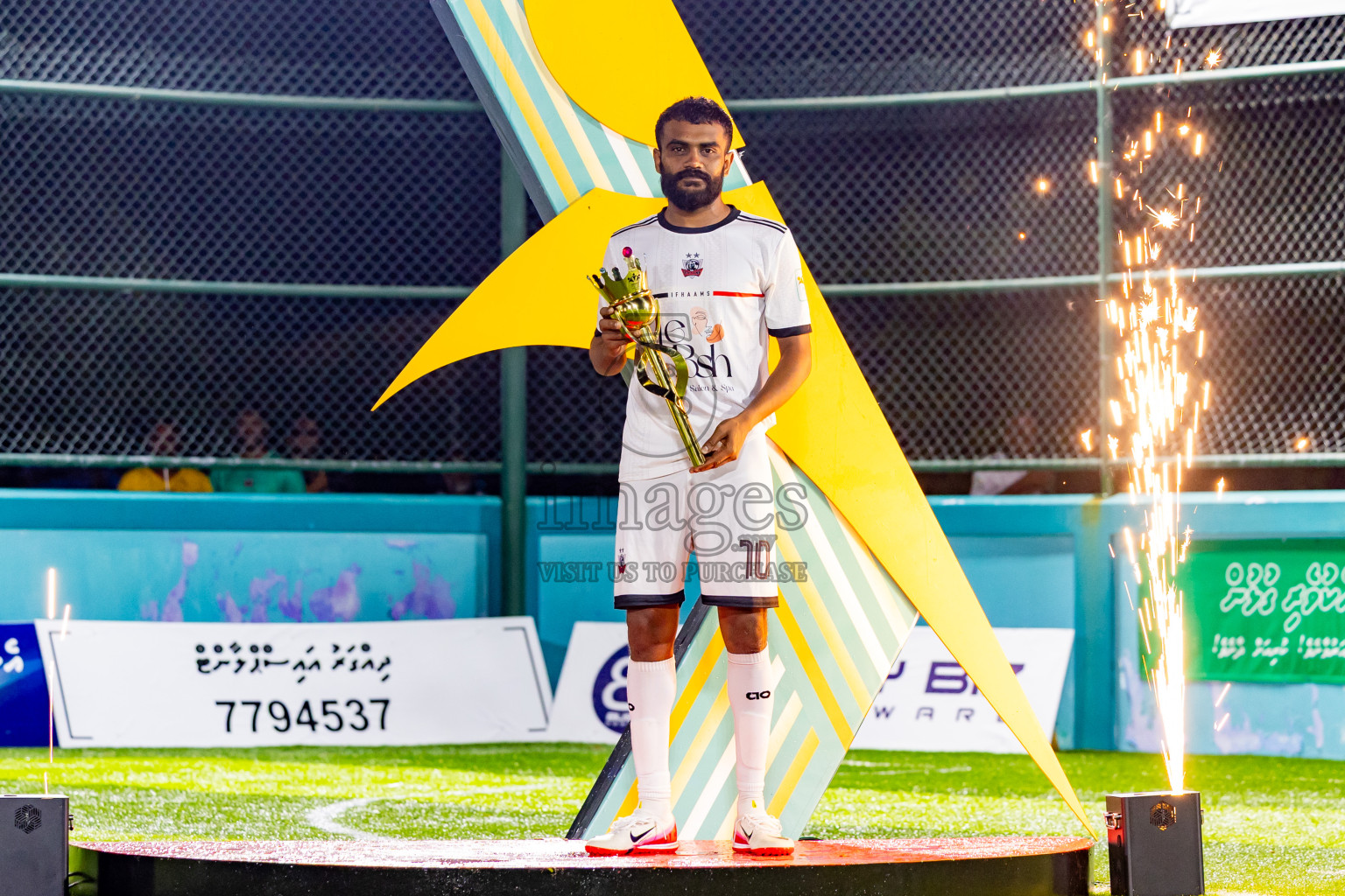 Ifhaams vs Dee Cee Jay SC in Final of Laamehi Dhiggaru Ekuveri Futsal Challenge 2025 was held on Tuesday, 29th July 2025, at Dhiggaru Futsal Ground, Dhiggaru, Maldives Photos: Nausham Waheed  / images.mv