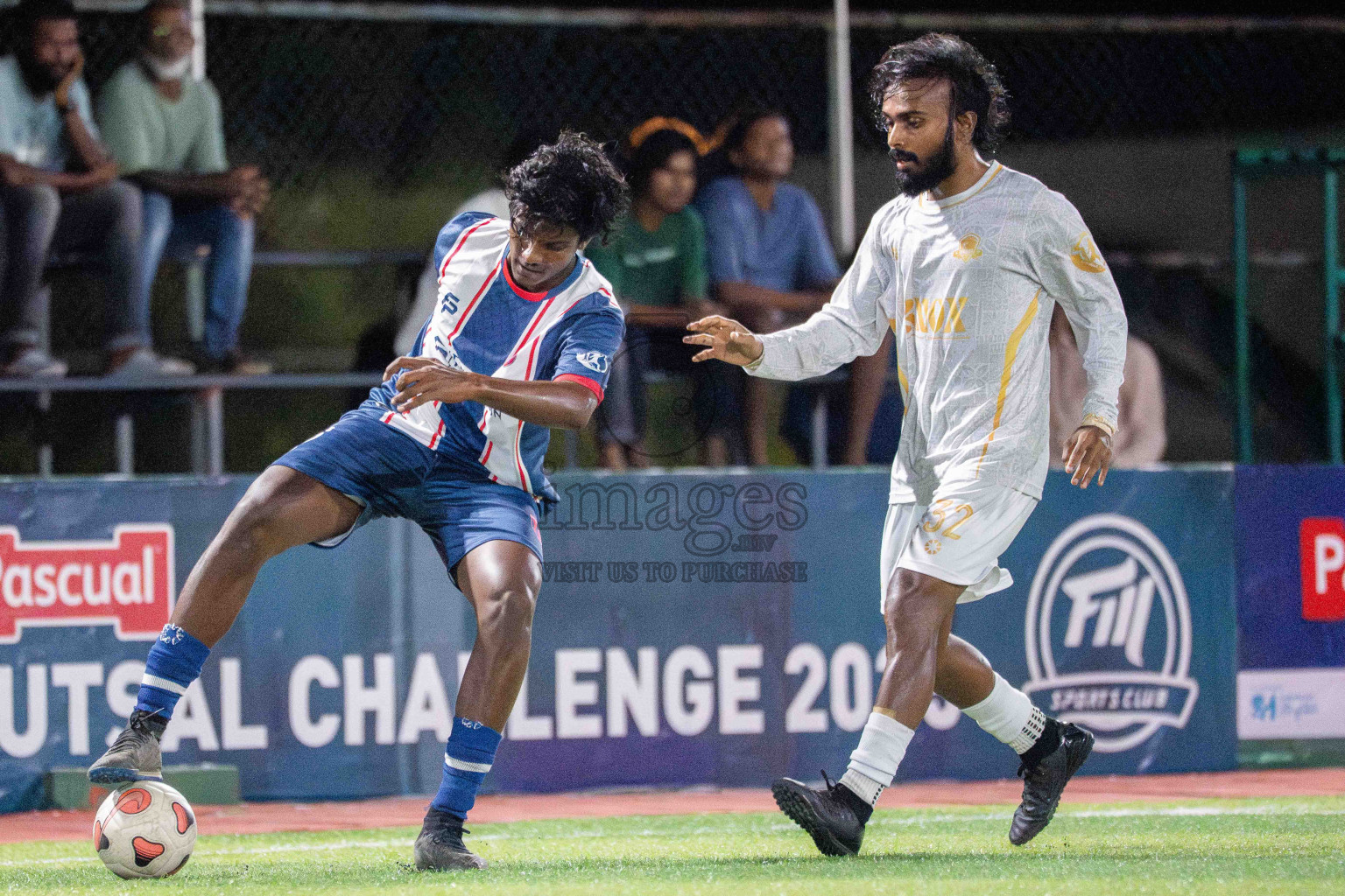 Maahinne UTD VS Lecrose SC in Day 2 - Fonadhoo Youth Futsal Challenge 2025 held in Fonadhoo Futsal Stadium, L. Fonadhoo, Maldives on Monday, 27th October 2025 Photos: Arif Rasheed / images.mv