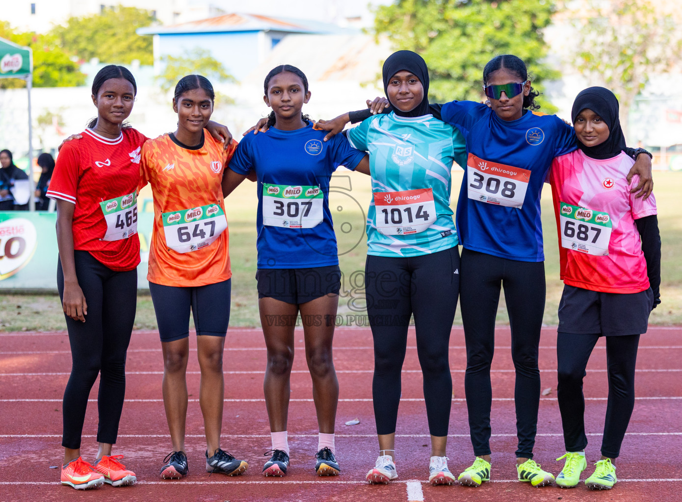 Day 4 of Inter-school Athletics Championship 2025 held in Ekuveni Synthetic Track, Male', Maldives on Thursday, 09th October 2025. Photos by: Raaif Yoosuf / Images.mv
