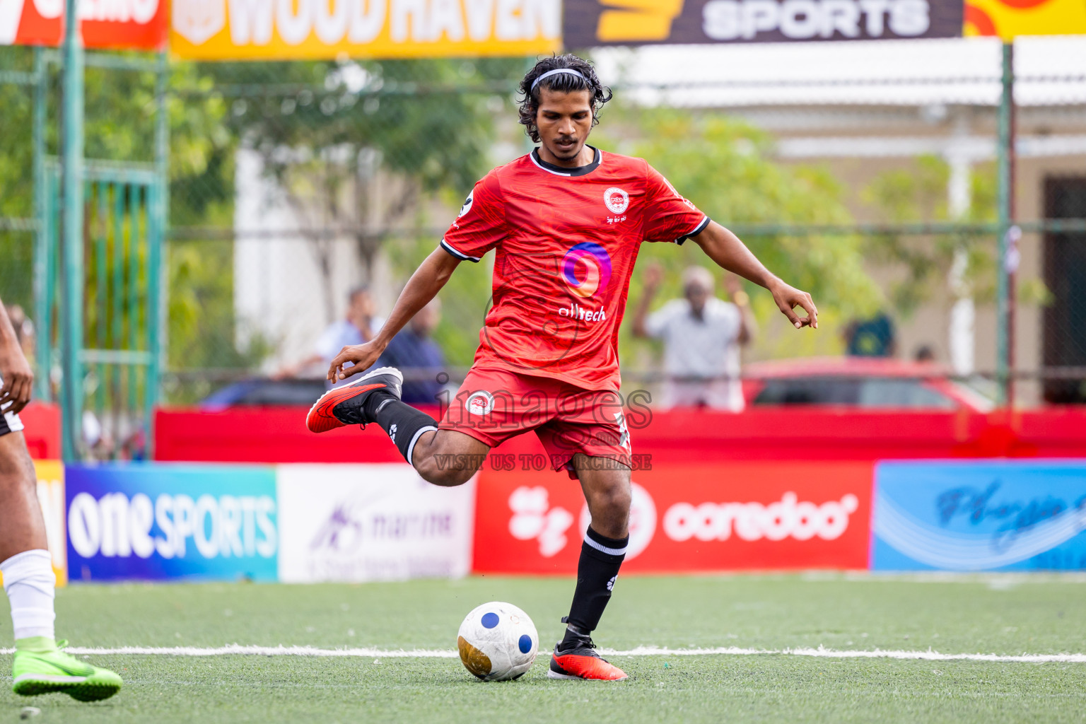 GDh Madaveli vs GDh Faresmaathodaa in Day 12 of Golden Futsal Challenge 2025 was held on Thursday, 16th January 2025, in Hulhumale', Maldives Photos: Nausham Waheed  / images.mv
