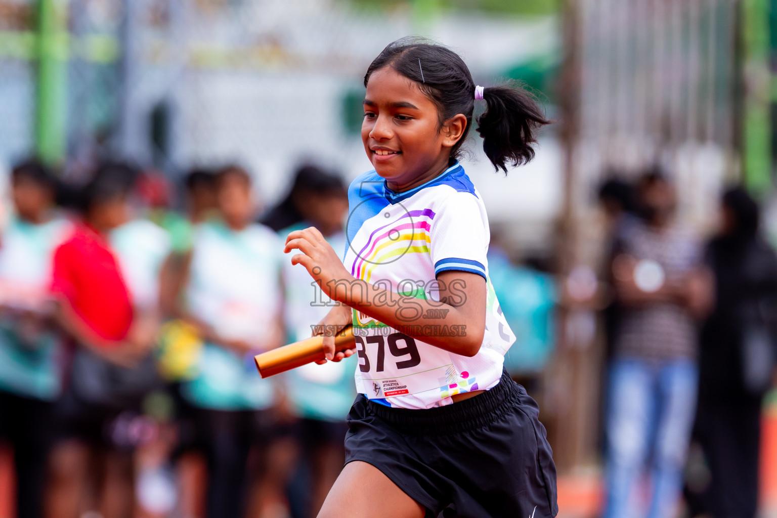 Day 6 of Inter-school Athletics Championship 2025 held in Ekuveni Synthetic Track, Male', Maldives on Sunday, 12th October 2025. Photos by: Nausham Waheed / Images.mv