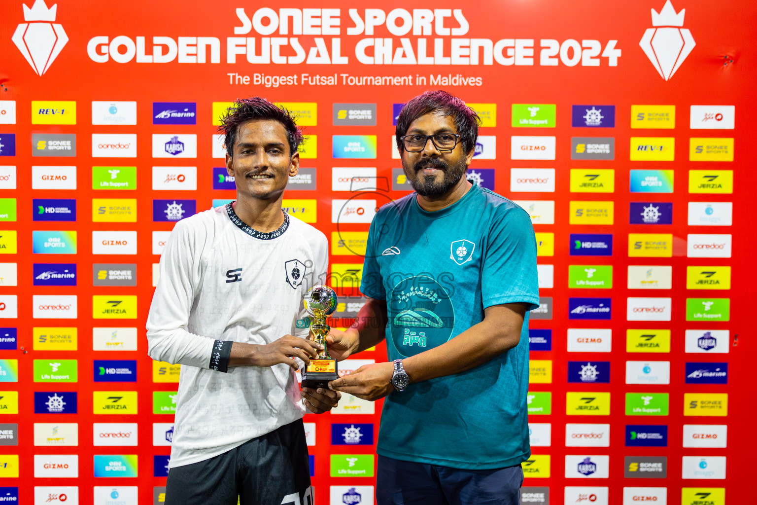 R Dhuvaafaru vs R Alifushi on Day 37 of Golden Futsal Challenge 2024 was held on Thursday, 22nd February 2024, in Hulhumale', Maldives
Photos: Mohamed Mahfooz Moosa/ images.mv