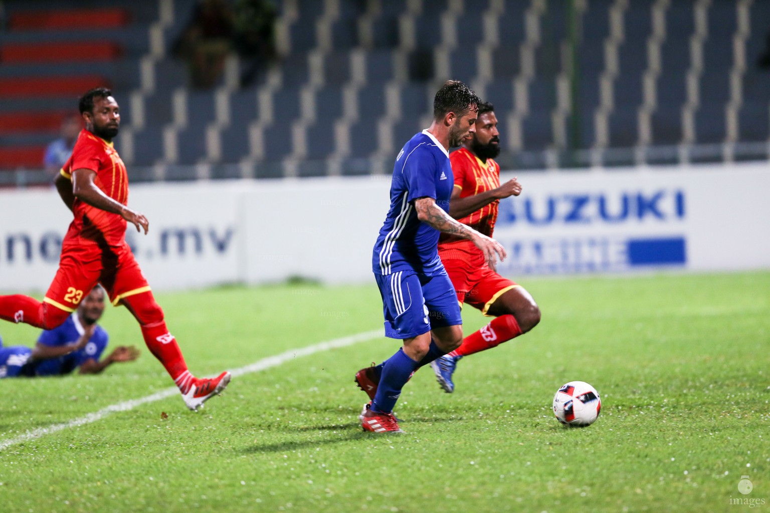 New Radiant vs Victory in STO Male' League in Male', Maldives, Friday, March 03, 2017.(Images.mv Photo/ Hussain Sinan). 